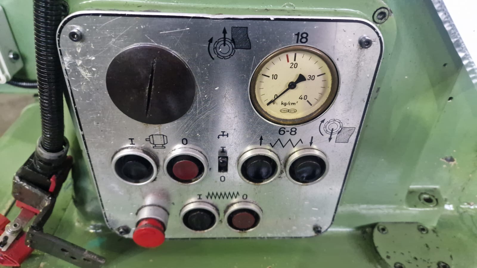 Usato Dentatrice a creatore PFAUTER P 250 S