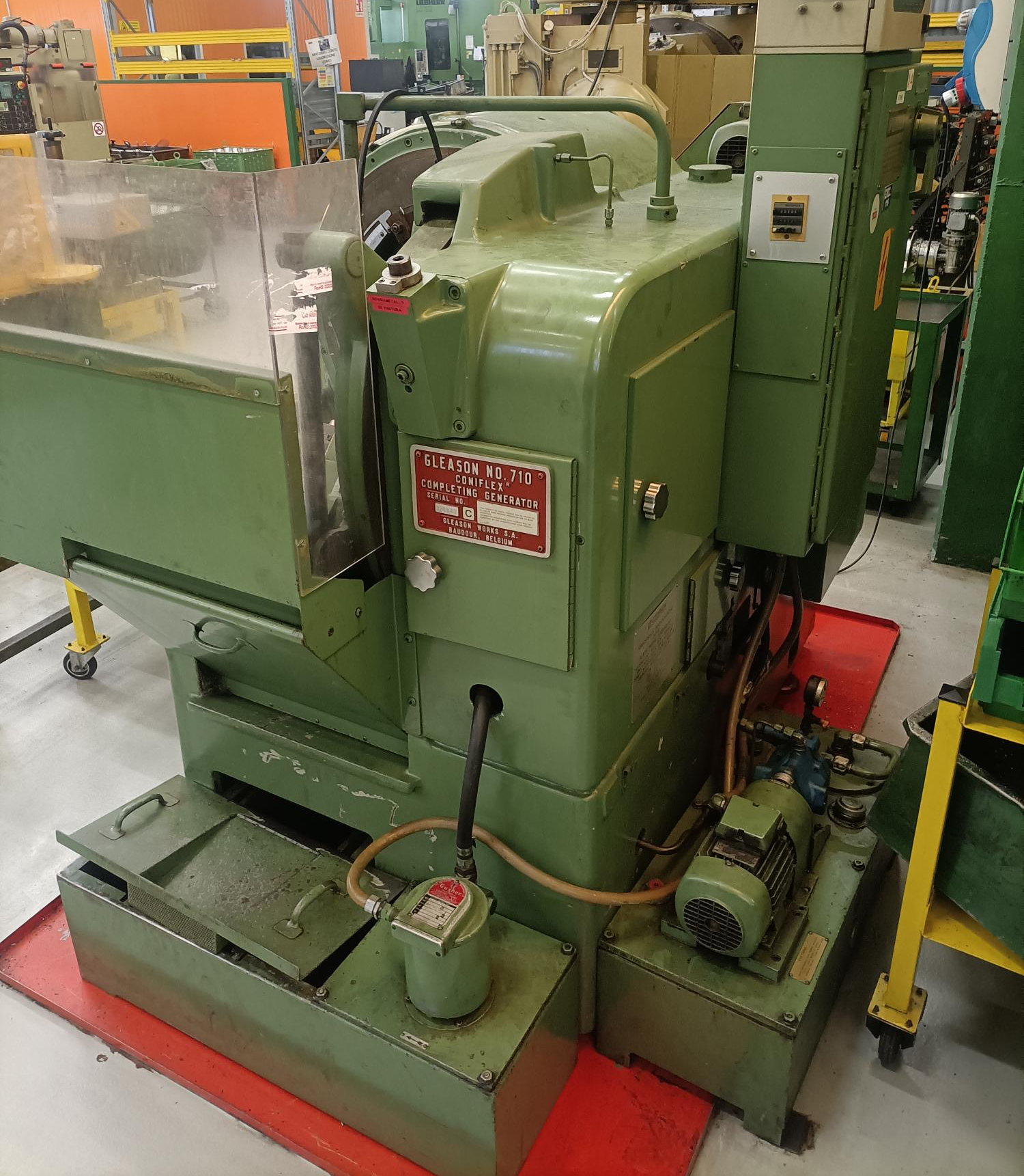 Usato Dentatrice per ingranaggi conici diritti GLEASON 710 GLEASON 710