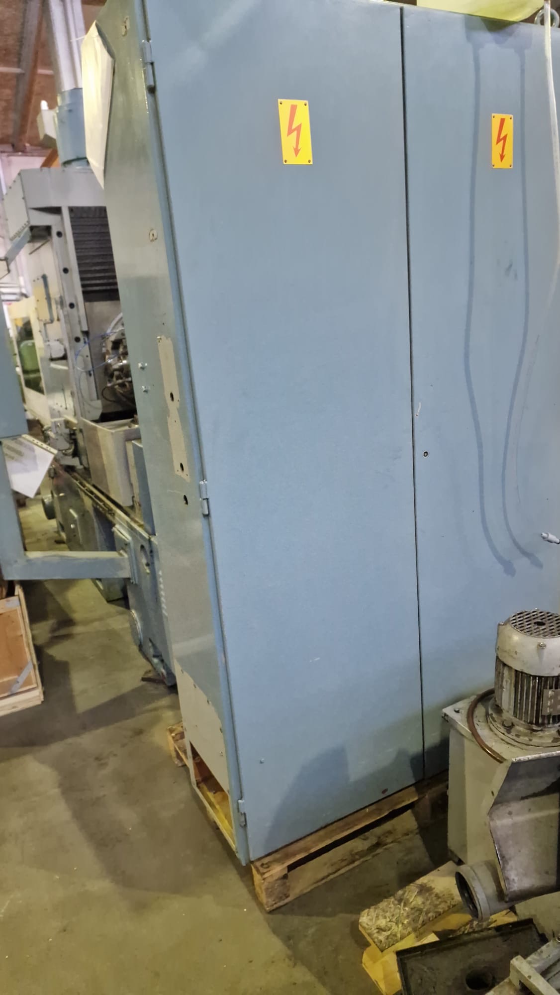 Usato Dentatrice a creatore LIEBHERR L 652