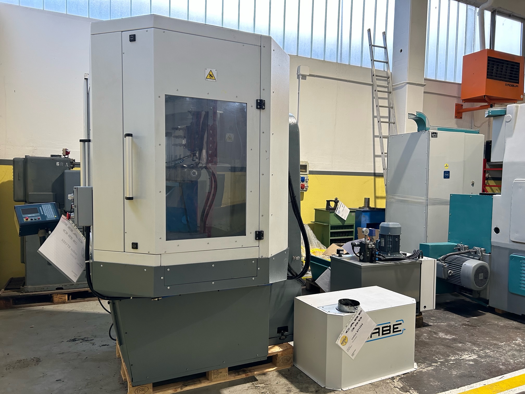 Usato Stozzatrice CABE 350