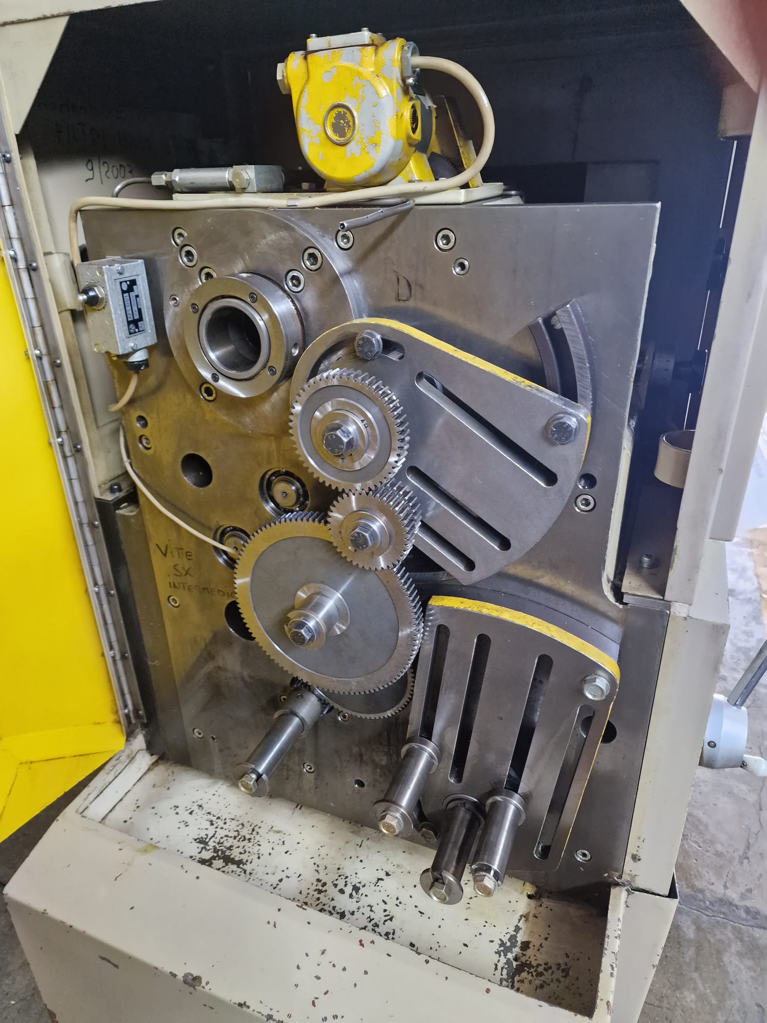 Usato Rettifica per viti e filetti MIKROMAT GSU 320 PC