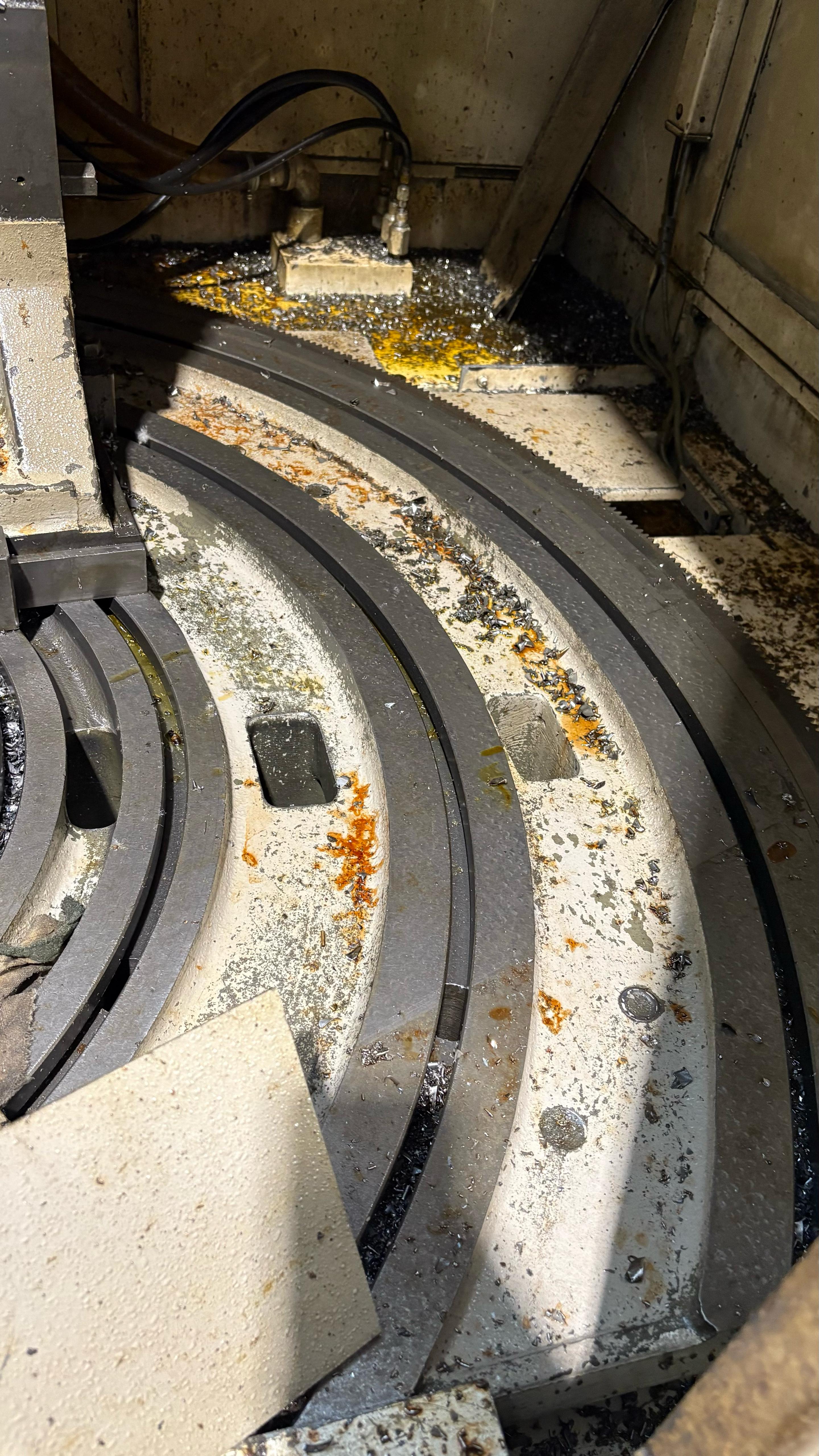 Usato DENTATRICE PER INGRANAGGI CONICI SPIRAL GLEASON GMAX 2010 CNC