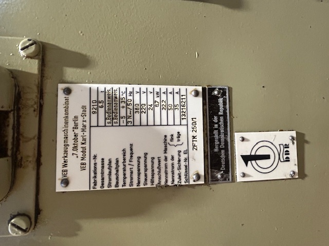 Usato Dentatrice per conici diritti MODUL ZFTK 250/1