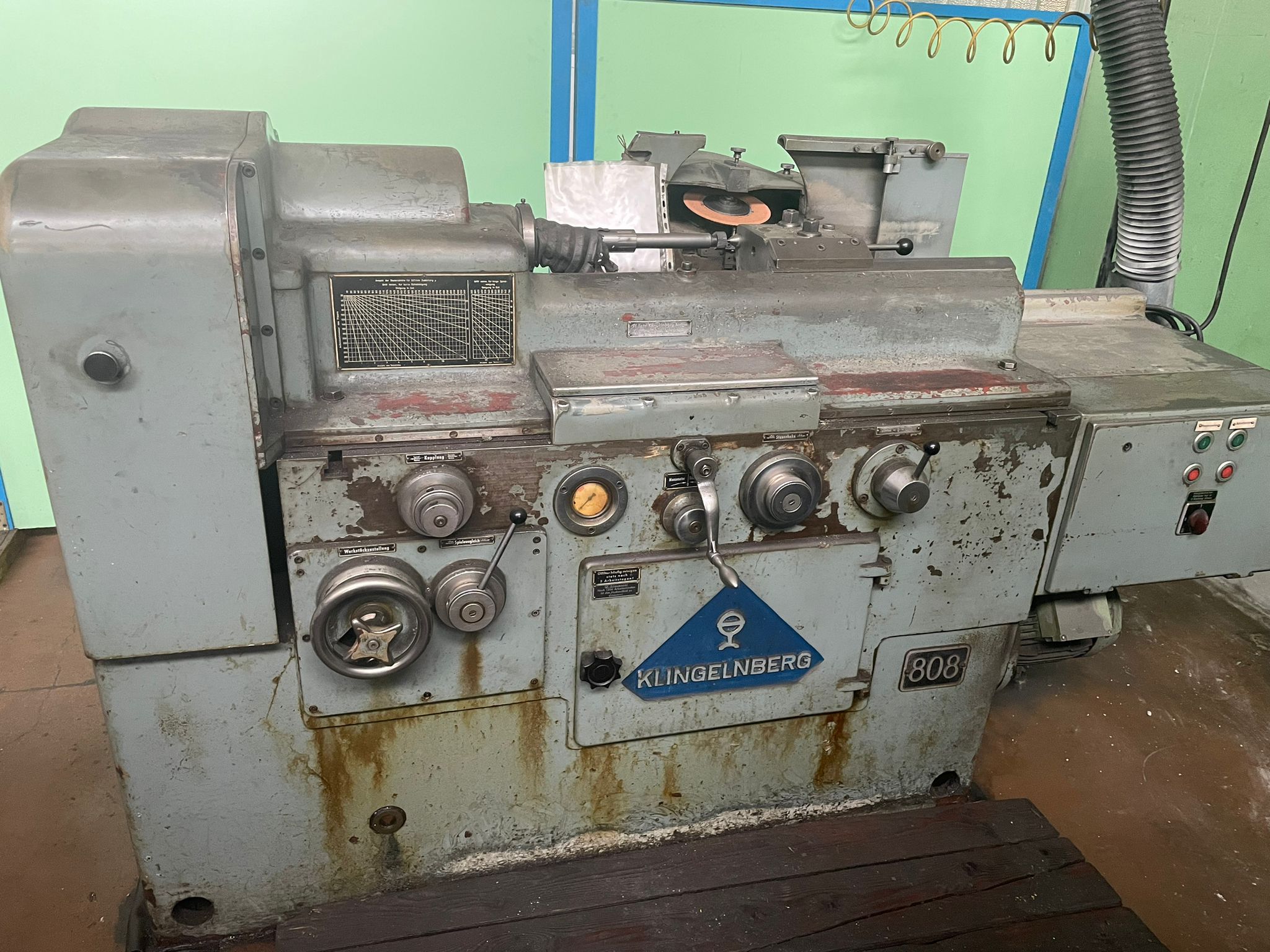 Usato Affilatrice KLINGELNBERG GW30A