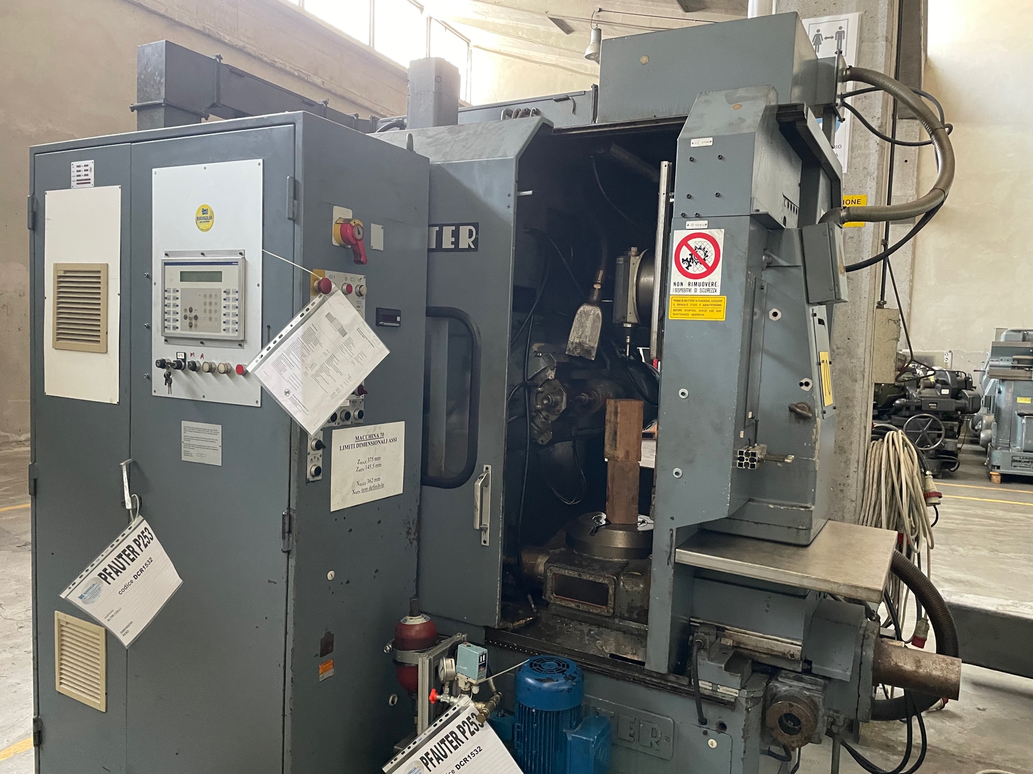 Usato Dentatrice a creatore PFAUTER P253