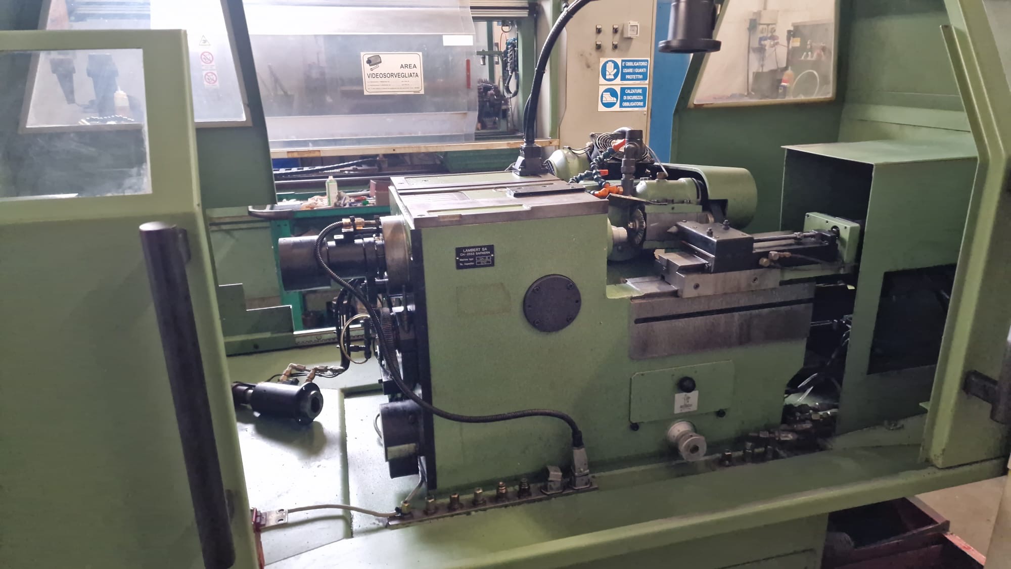 Usato Fresatrice per viti e filetti LAMBERT SA 124-B