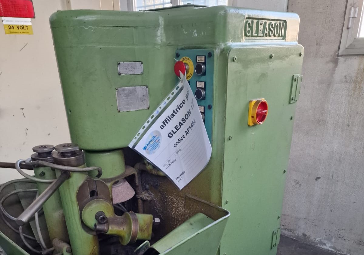 Usato Affilatrice per lame GLEASON 12