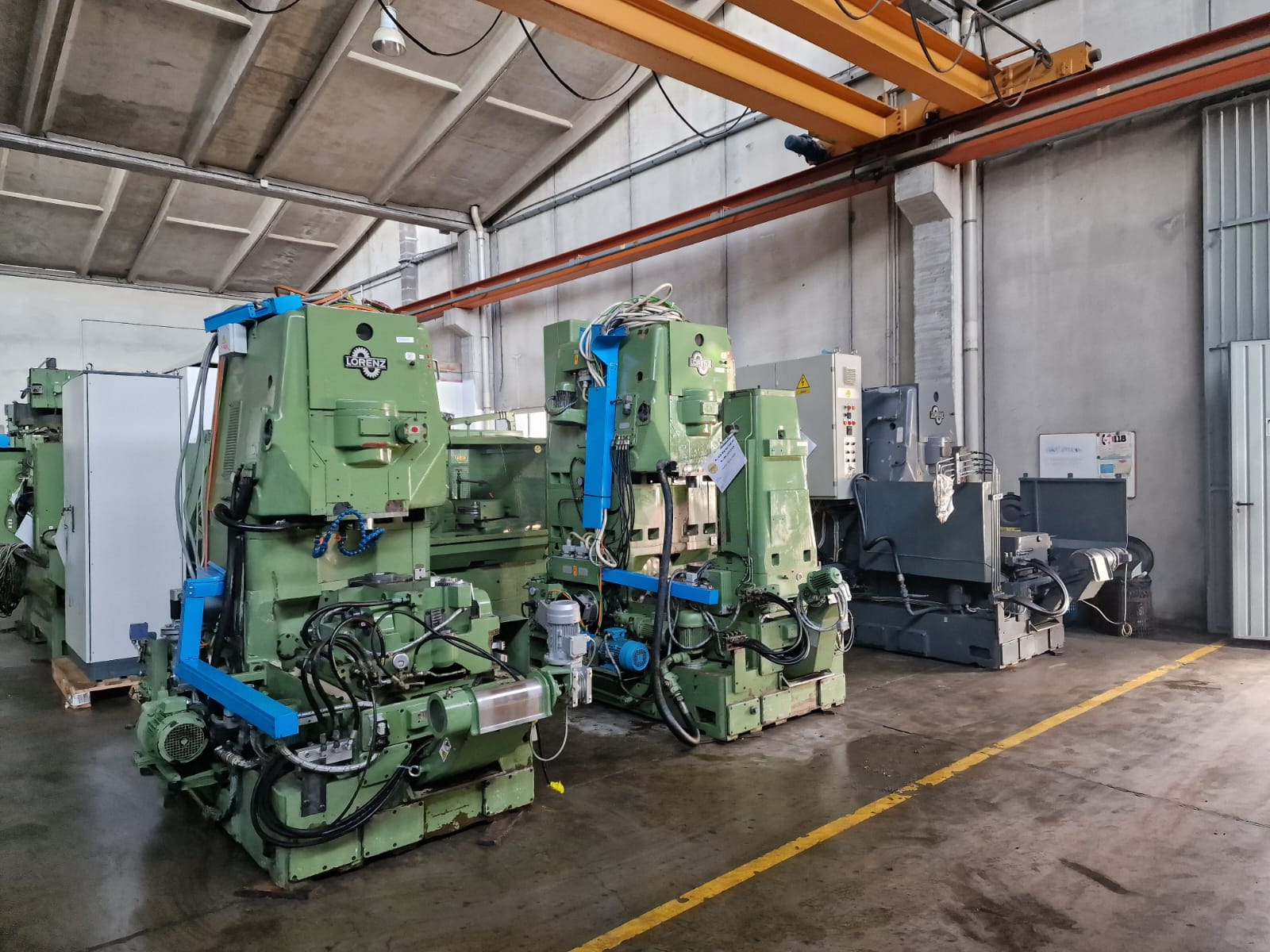 Usato Dentatrice a coltello LORENZ LS 300