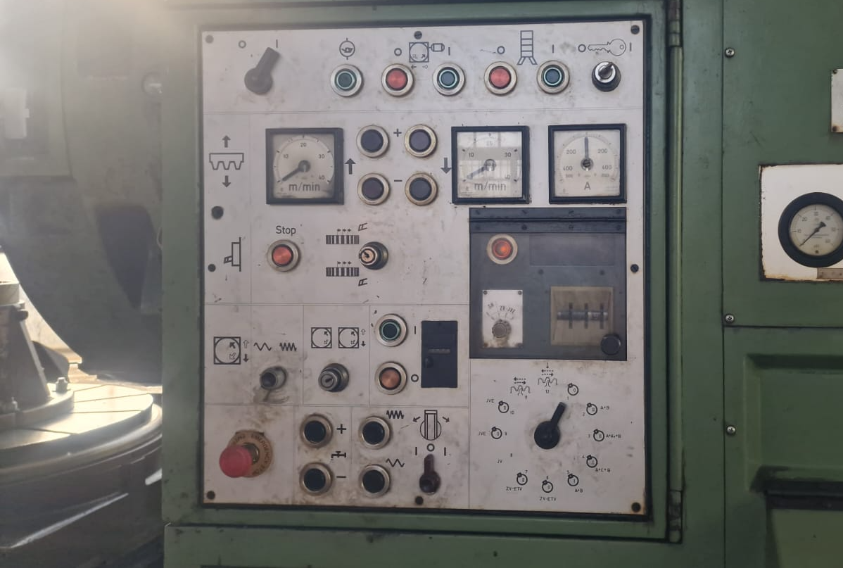 Usato Dentatrice a coltello MAAG SH 250