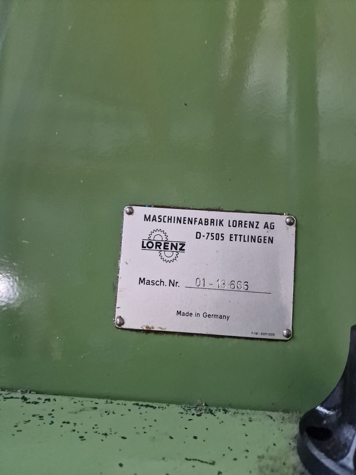 Usato Dentatrice a coltello LORENZ LS 300