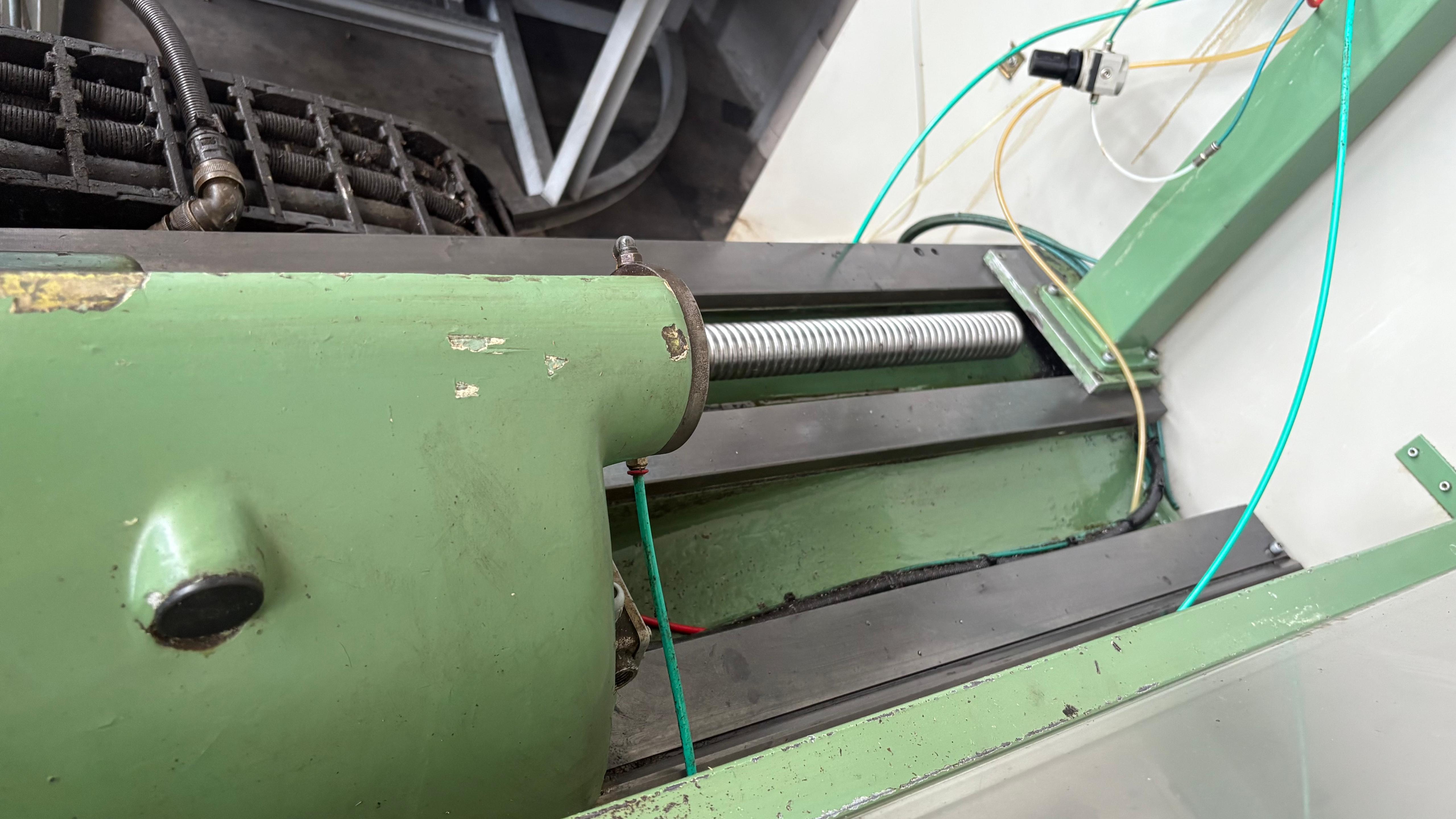 Usato Fresatrice per viti e filetti WANDERER 31L - 1000