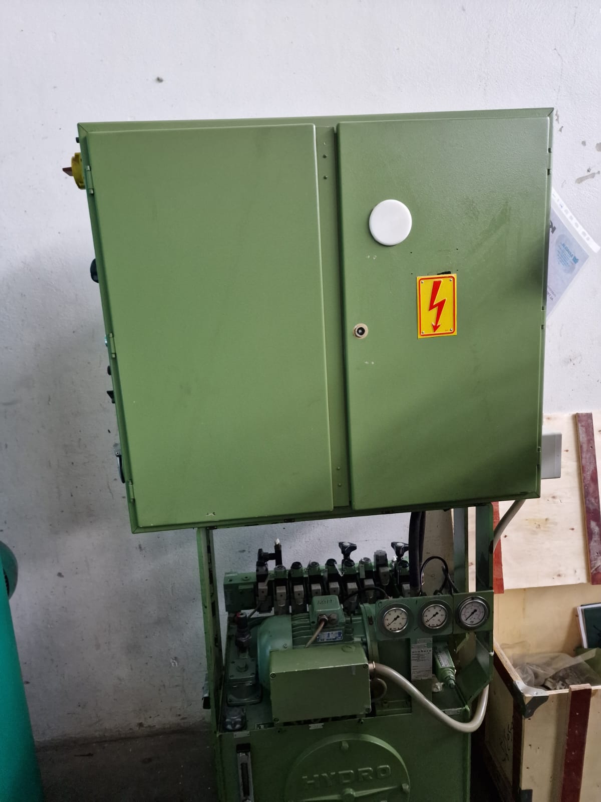 Usato Dentatrice a creatore orizzontale KÖPFER 143