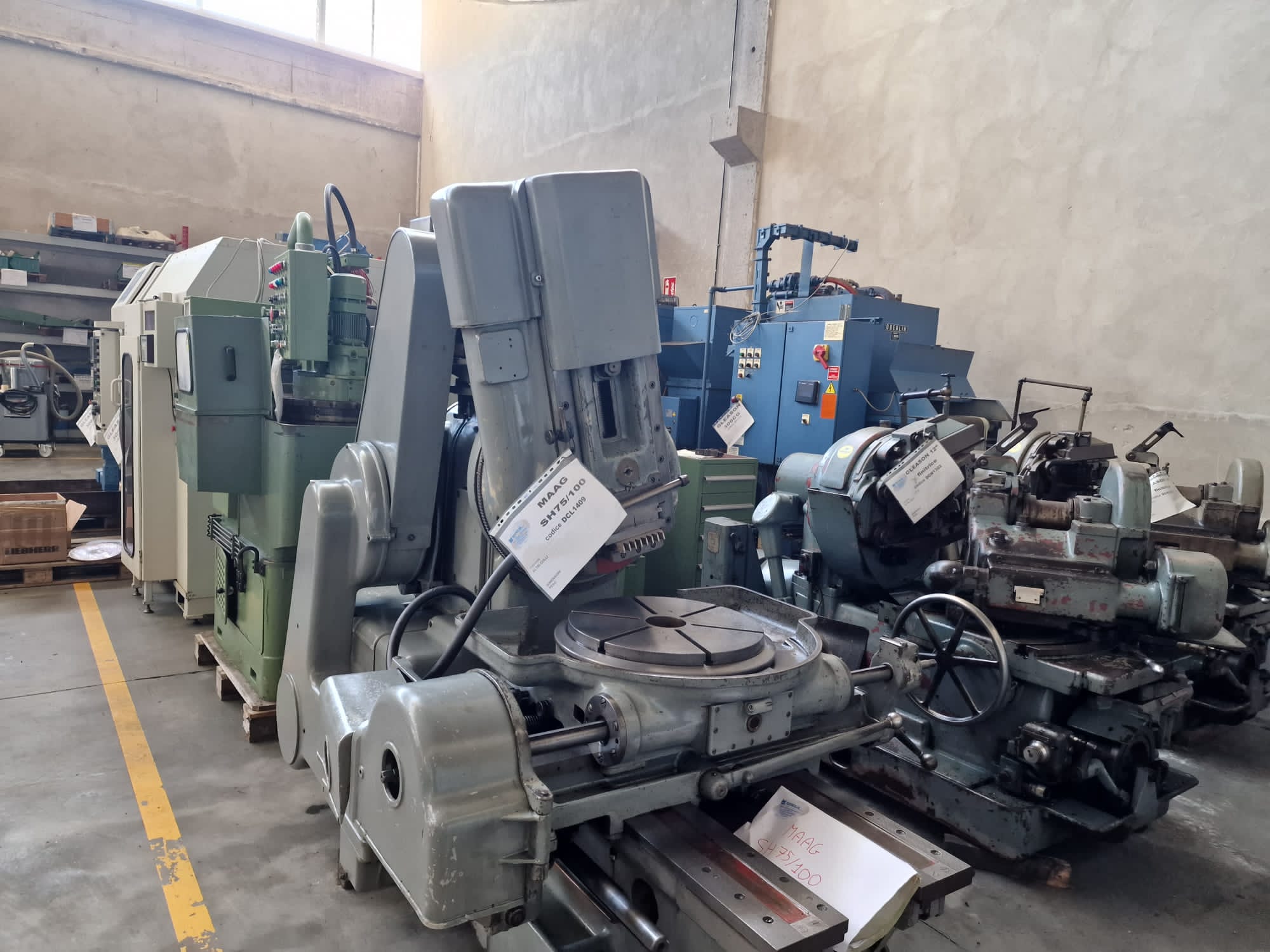 Usato Dentatrice a coltello MAAG SH 75 C