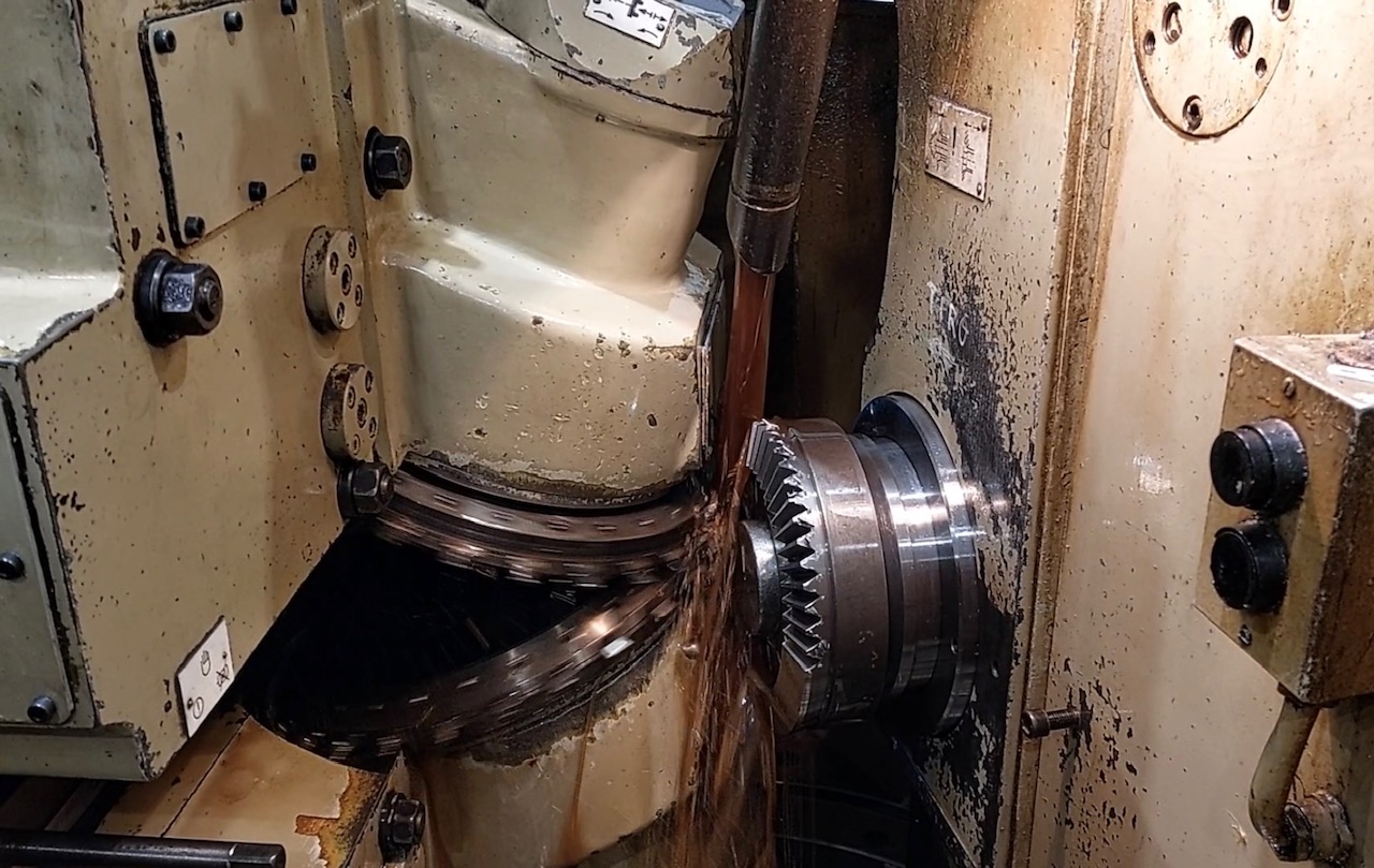 Usato Dentatrice per ingranaggi conici diritti MODUL ZFTK 500/2