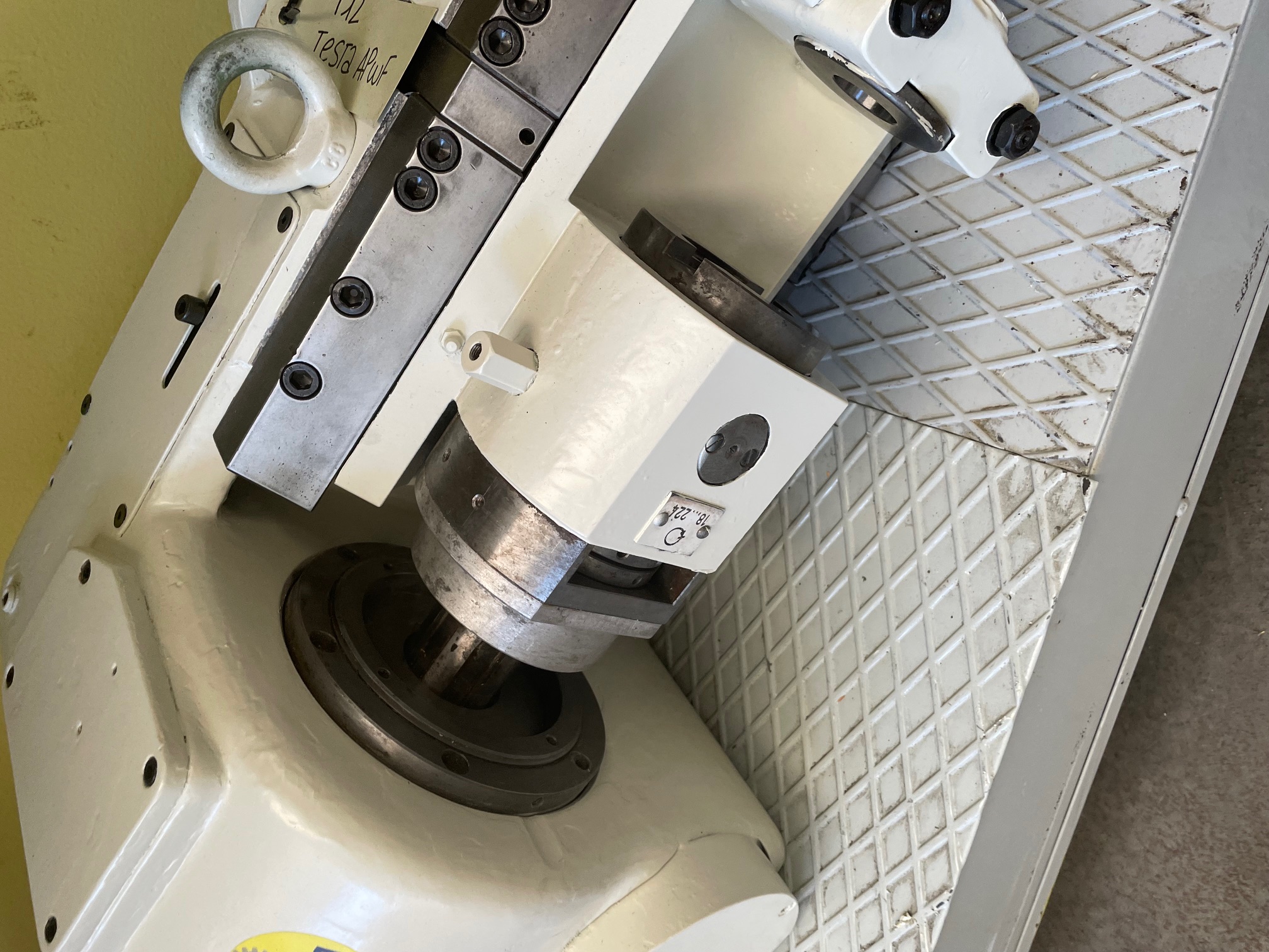 Usato Testa ApFW per fresatrici per viti e filetti HECKERT (Stock no. T12)