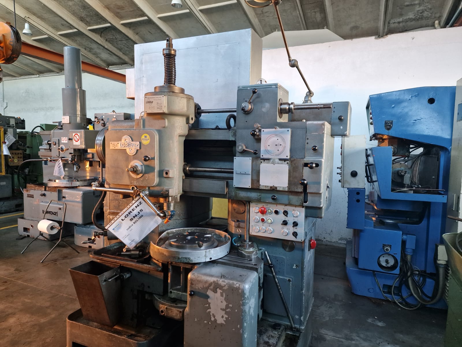 Usato Dentatrice a coltello LORENZ SNJ5