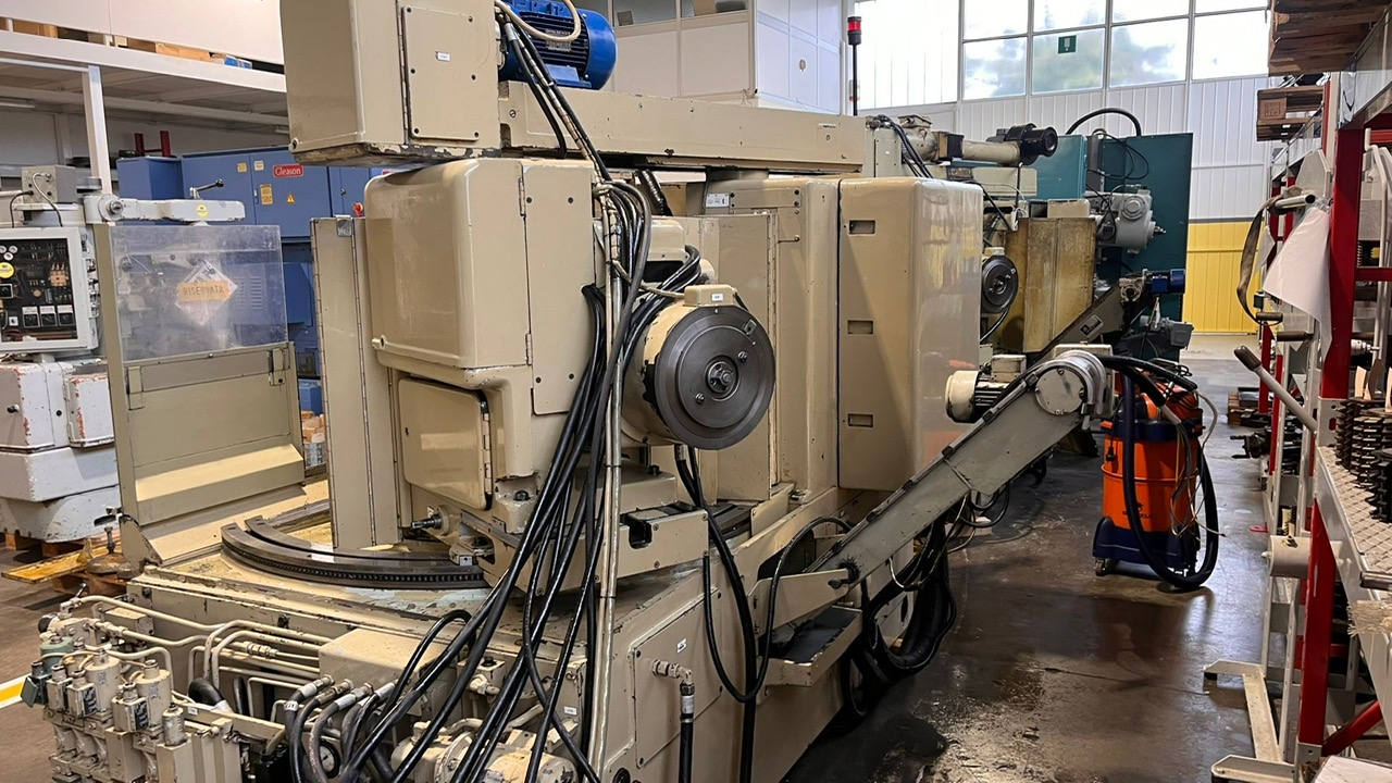 Usato Dentatrice per conici diritti MODUL ZFTK 250/1