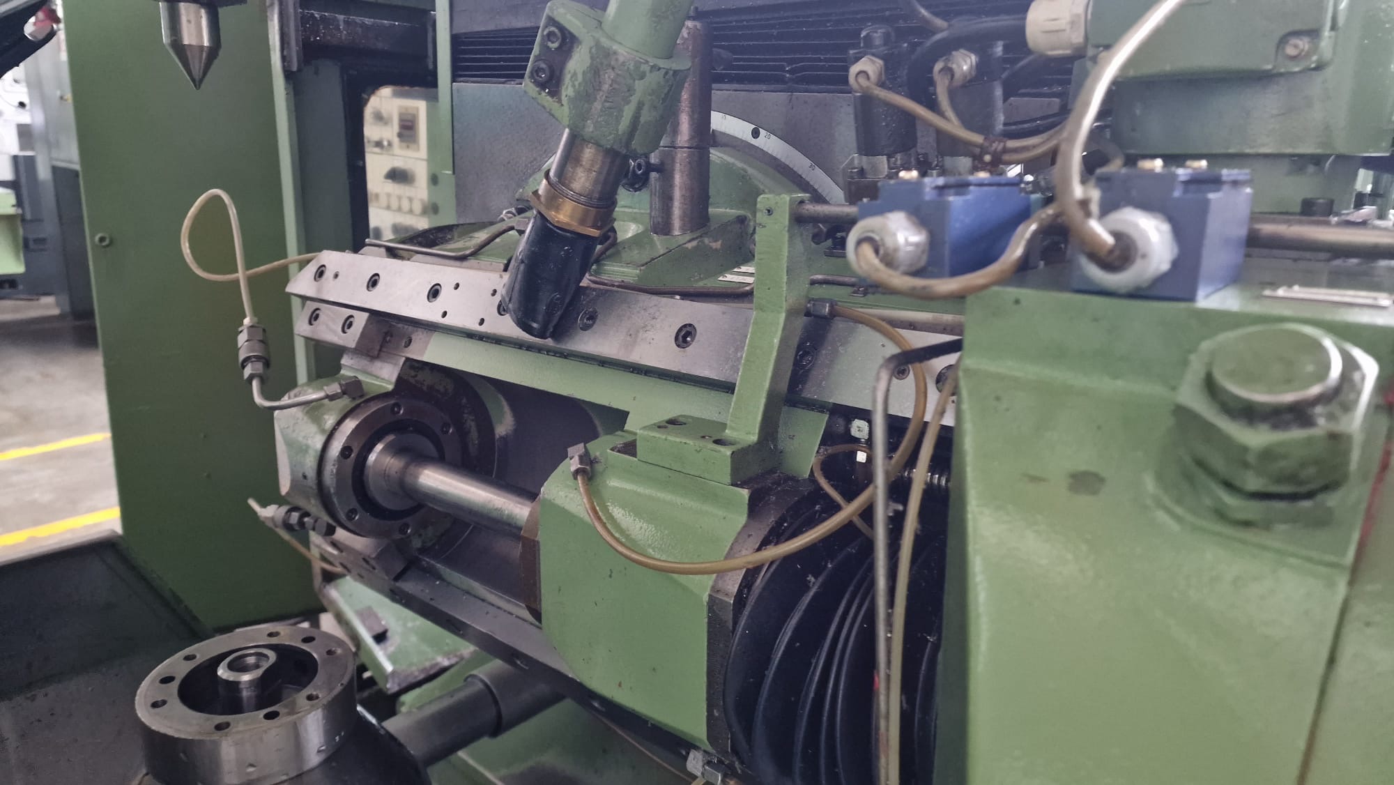 Usato Dentatrice a creatore LIEBHERR L200