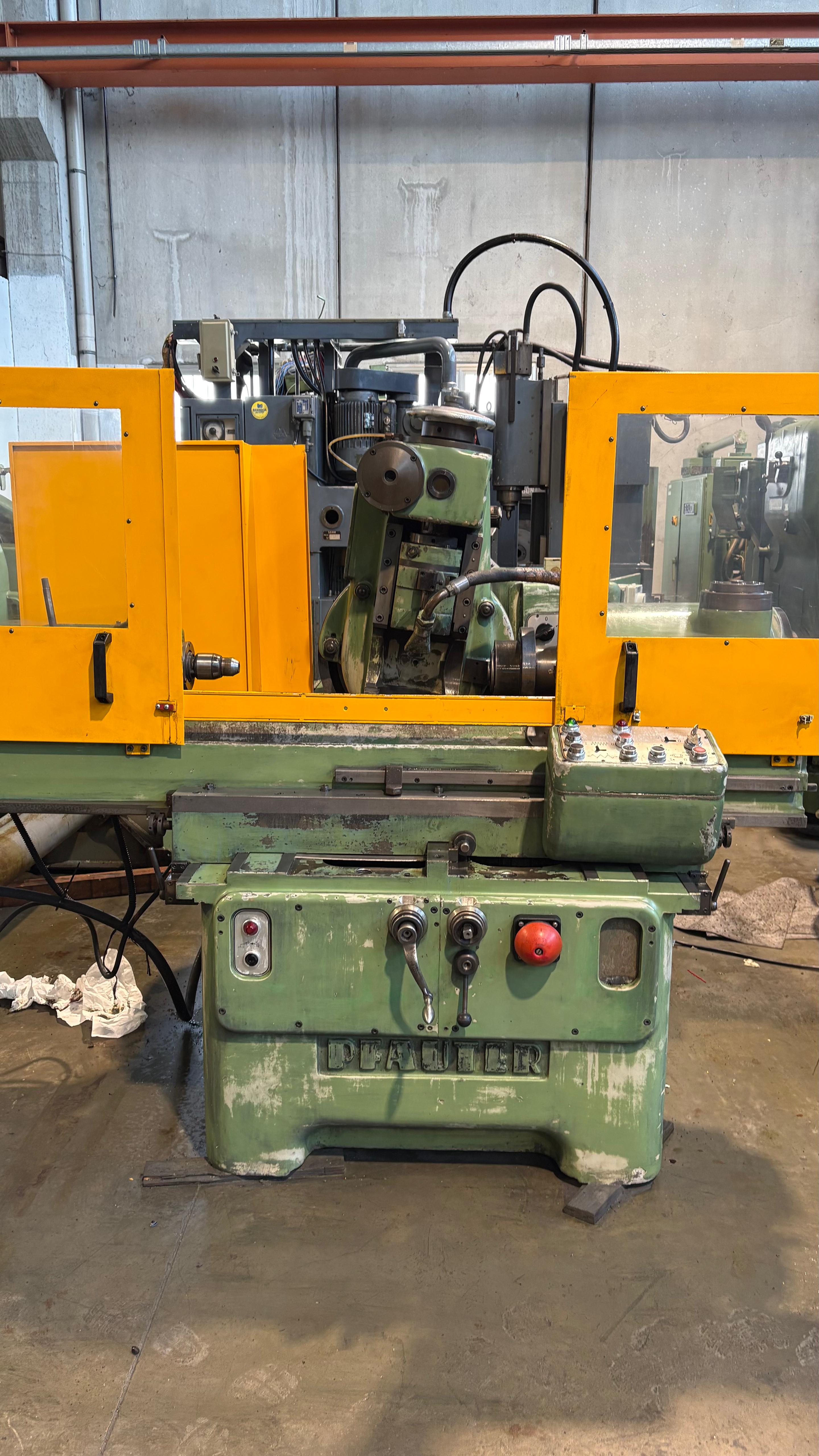 Usato Dentatrice a creatore PFAUTER RS9K