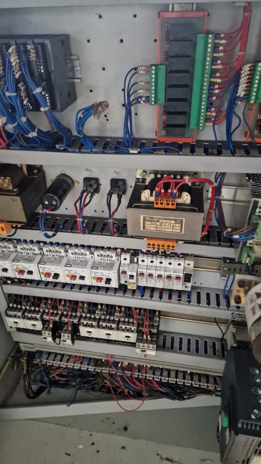 Usato Fresatrice per viti e filetti HECKERT ZFWVG 250x1250