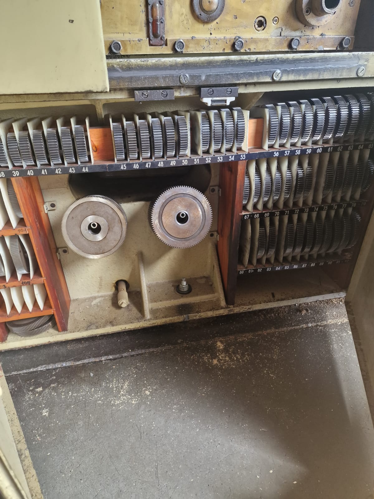 Usato Rettifica per ingranaggi NILES ZSTZ 630 C3P