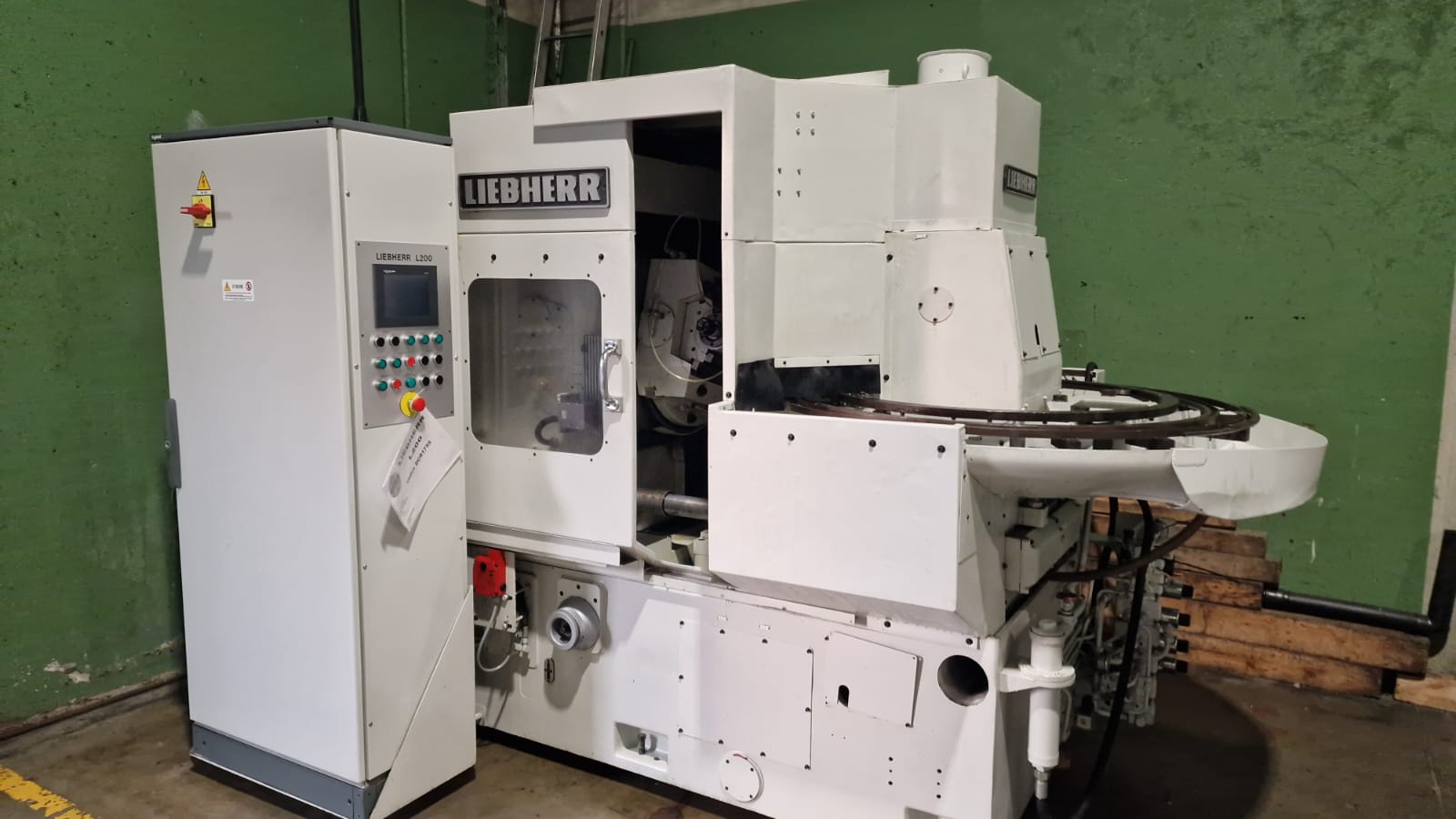 Usato Dentatrice a creatore LIEBHERR L 200