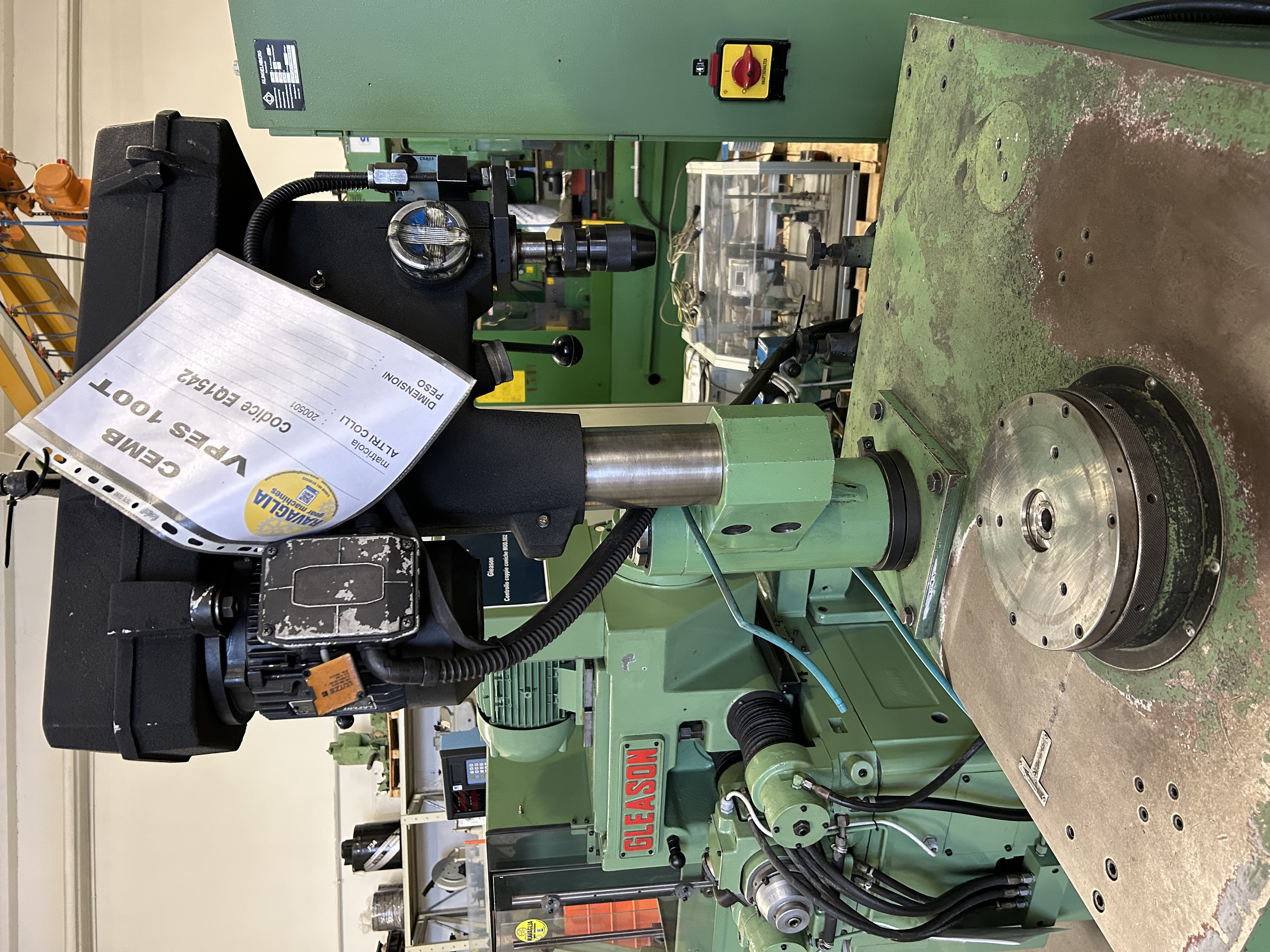 Usato Equilibratrice-Bilanciatrice verticale per volani CEMB VPES 100 T