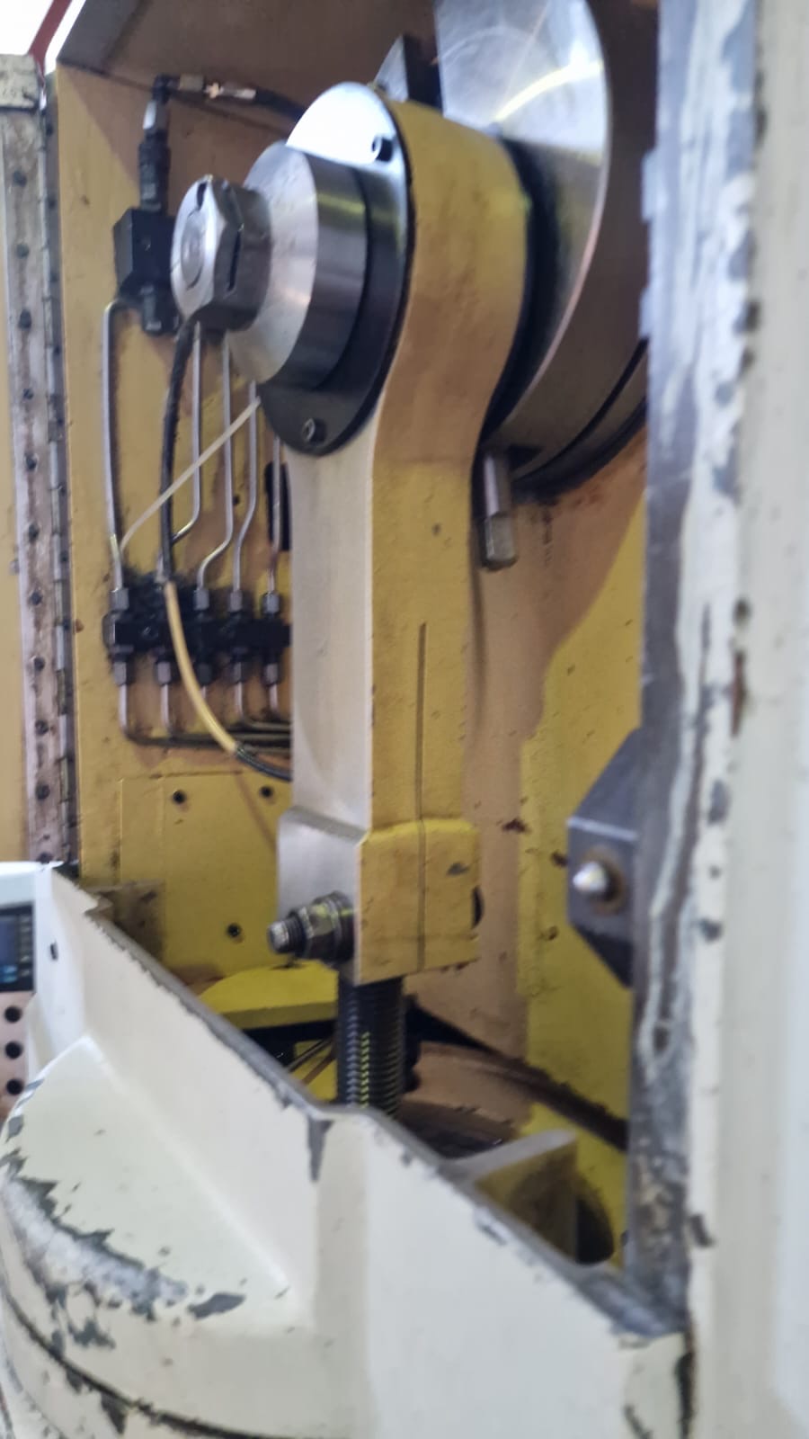 Usato Dentatrice a coltello LORENZ LS 420