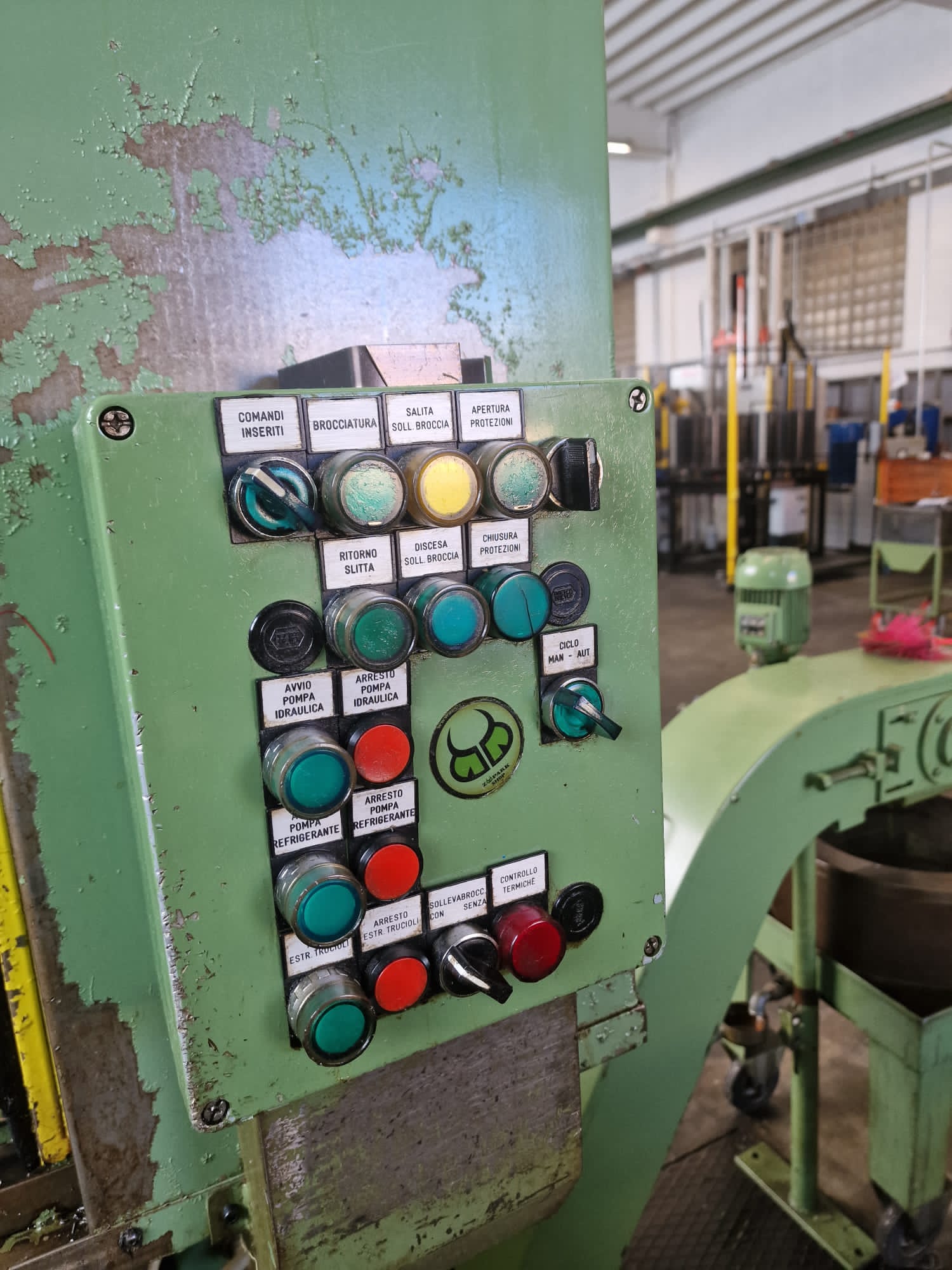 Usato Brocciatrice Verticale idraulica MARCHELLO BVI 1000x10000