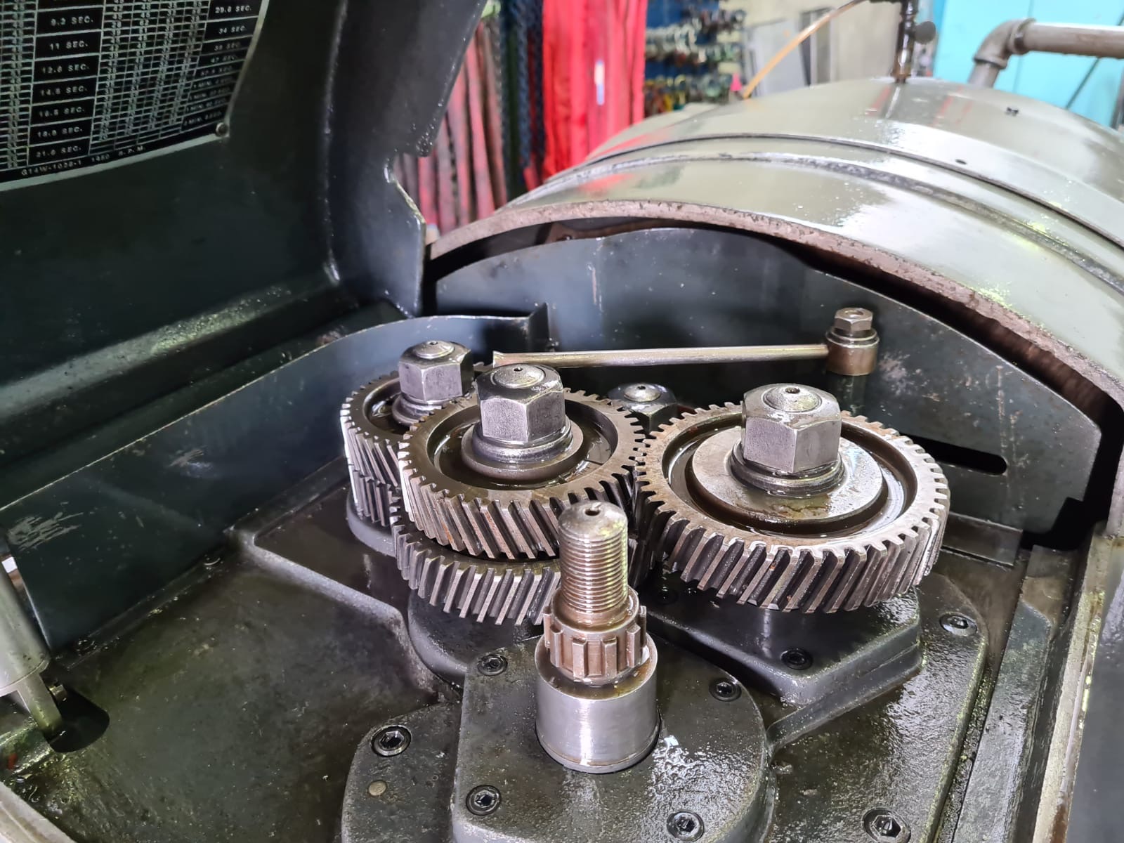 Usato Dentatrice conica per denti diritti GLEASON 12B