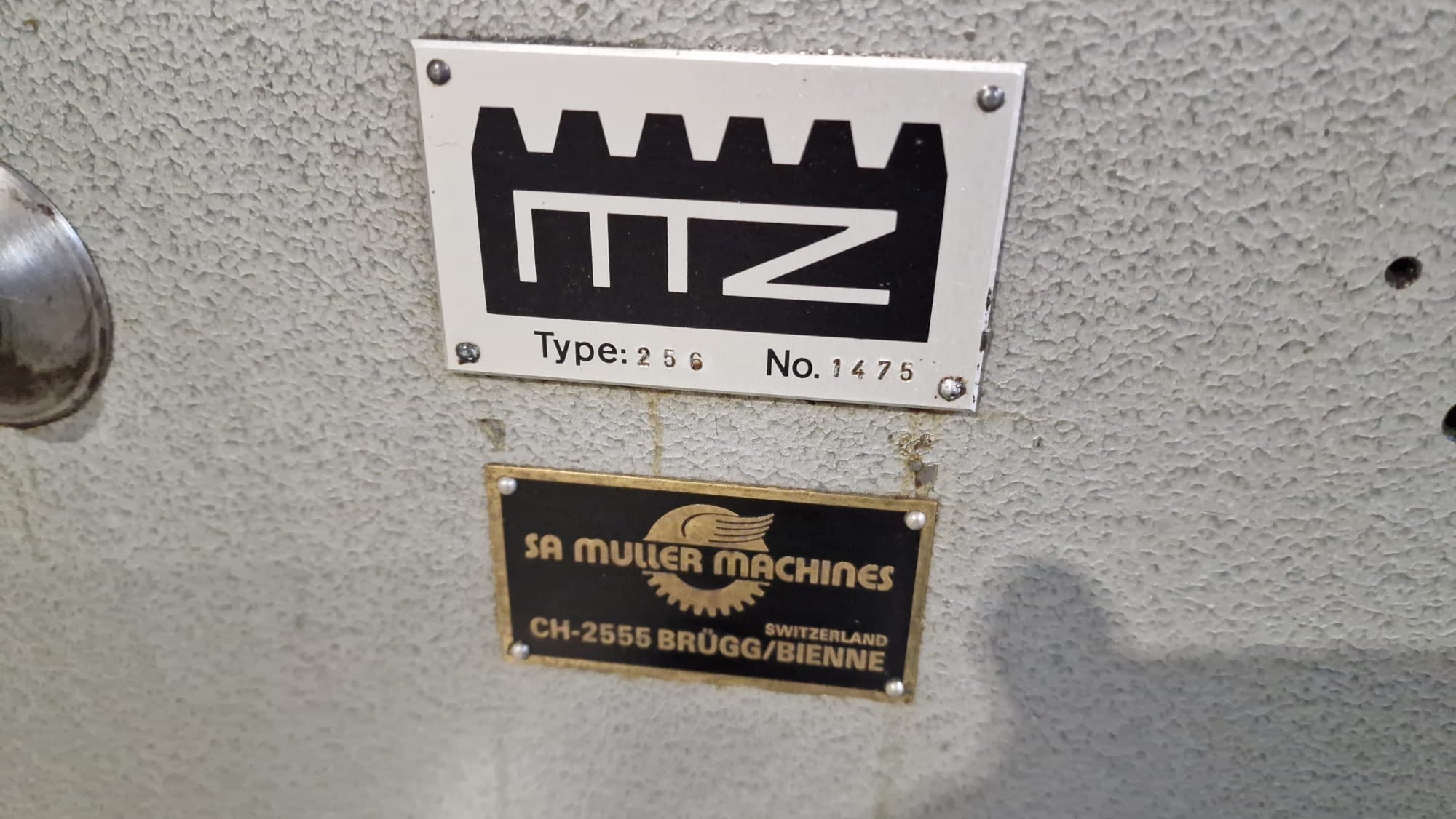 Usato Fresatrice per viti e filetti Monnier & Zahner 256