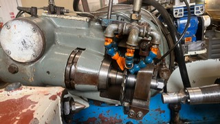 Usato Fresatrice per viti e filetti PFAUTER SF 1