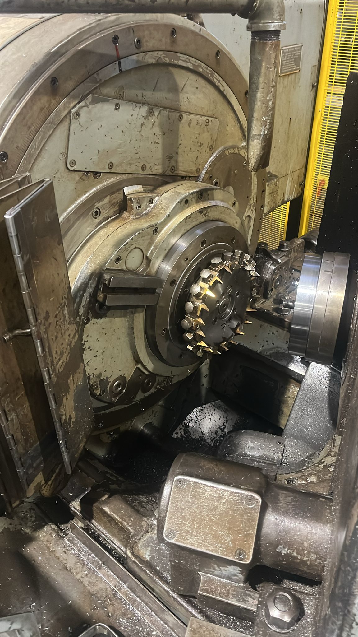 Usato Dentatrice per ingranaggi conici spiral GLEASON 16