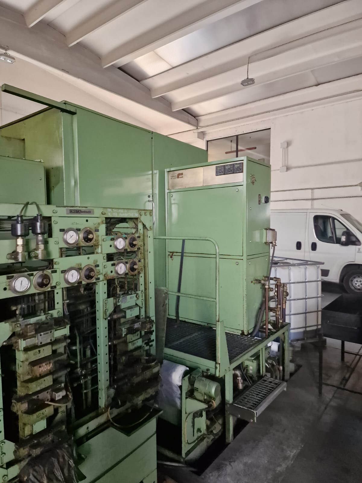 Usato Rettifica per ingranaggi NILES ZSTZ 08 CNC