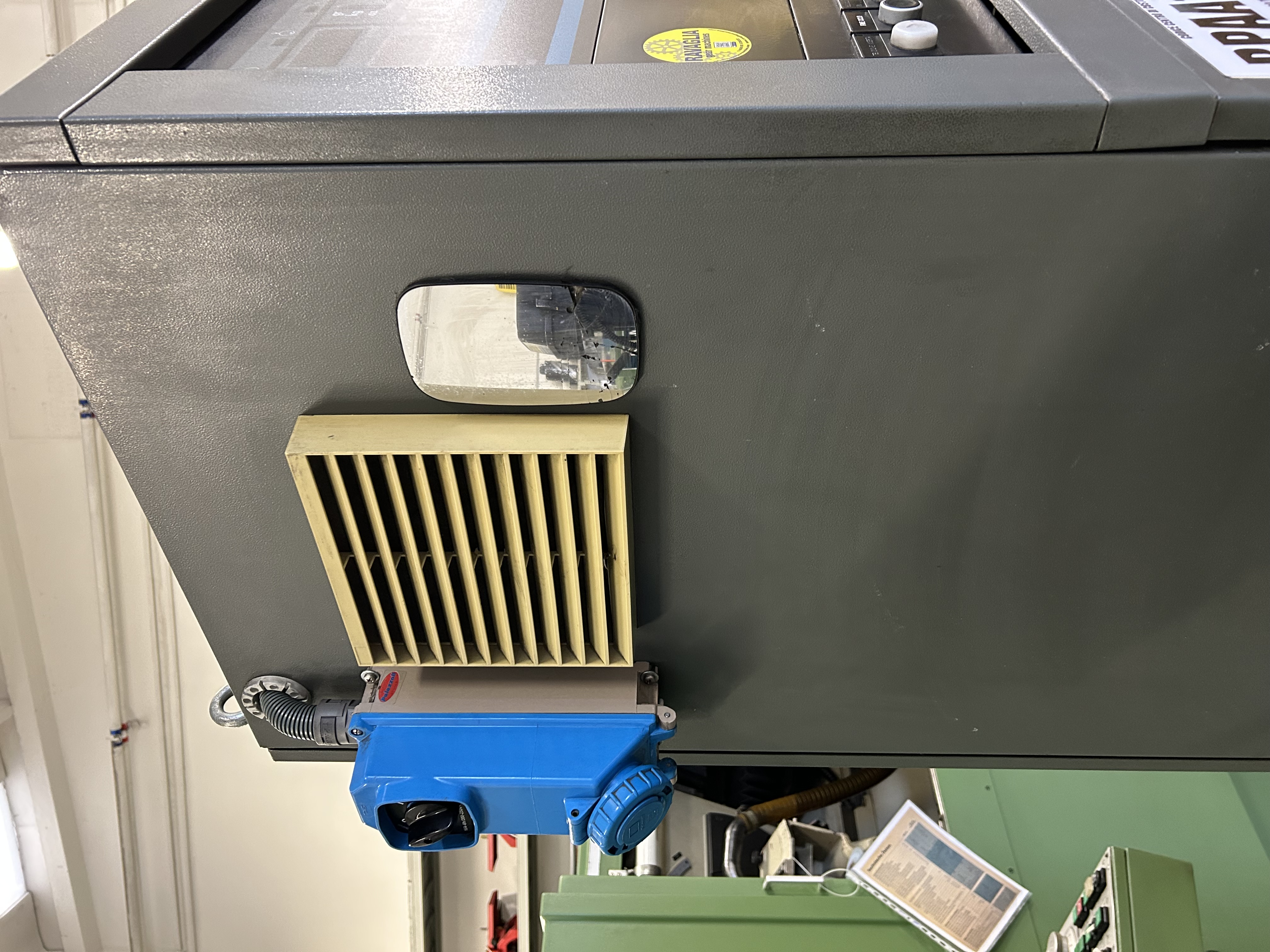 Usato Equilibratrice-Bilanciatrice verticale per volani CEMB VPES 100 T