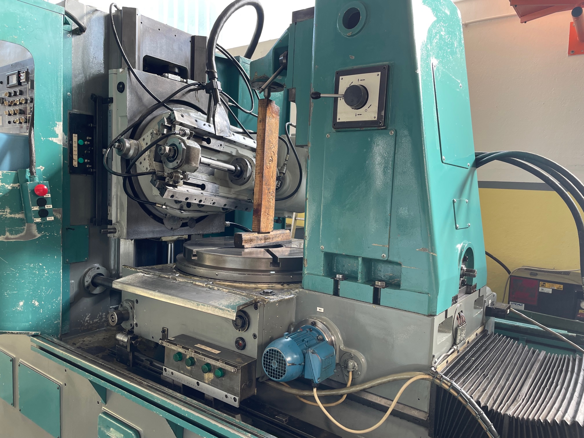 Usato Dentatrice a creatore MODUL ZFWZ 800/3