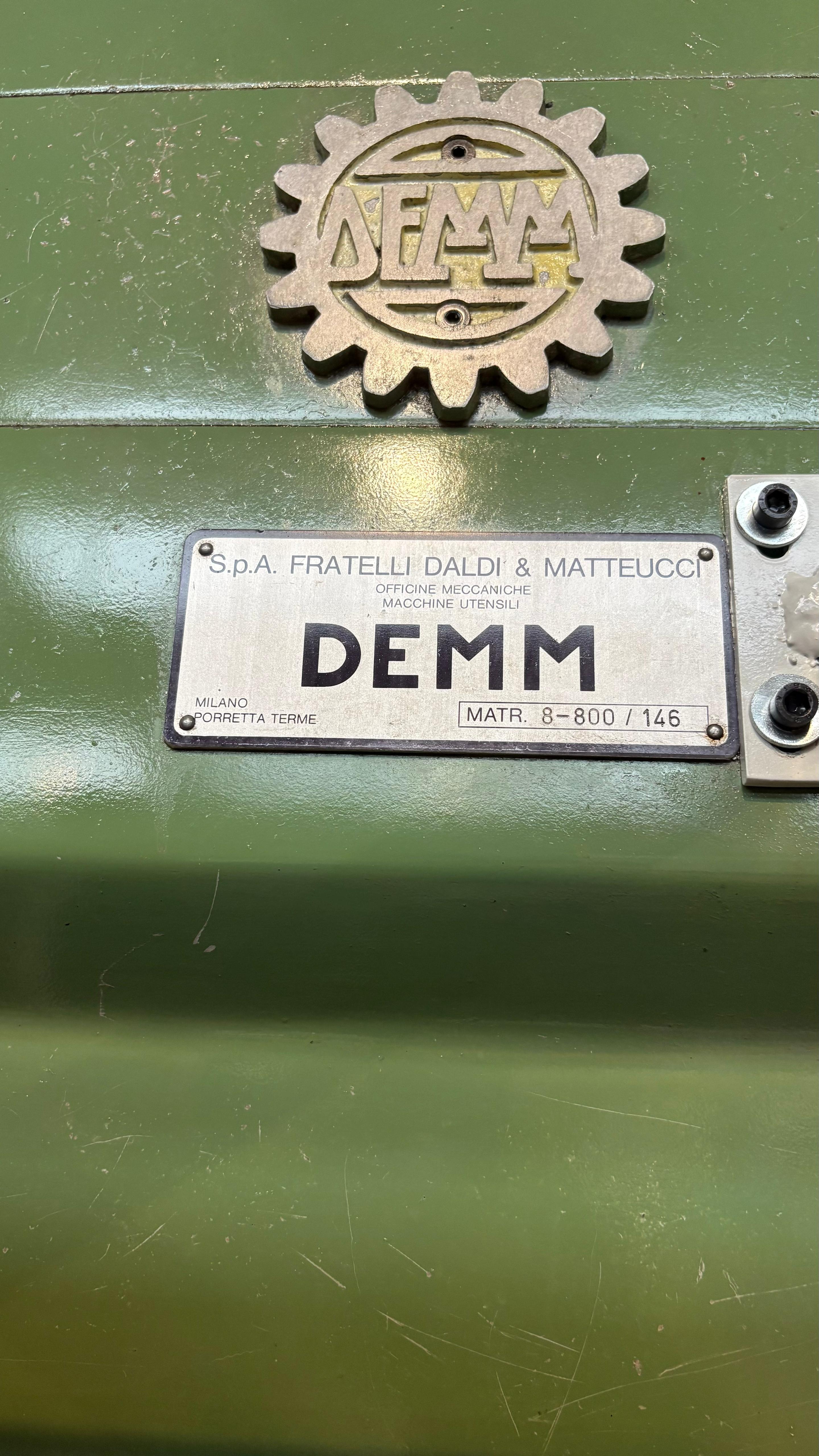 Usato Dentatrice a coltello DEMM SI 8/880