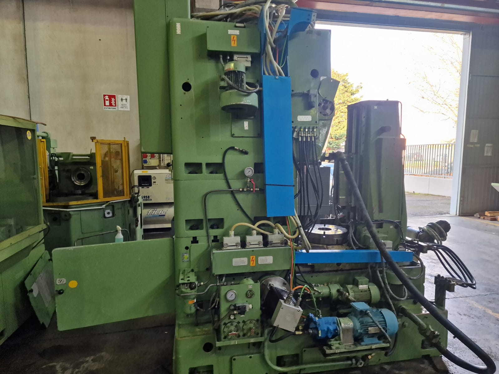 Usato Dentatrice a coltello LORENZ LS 300