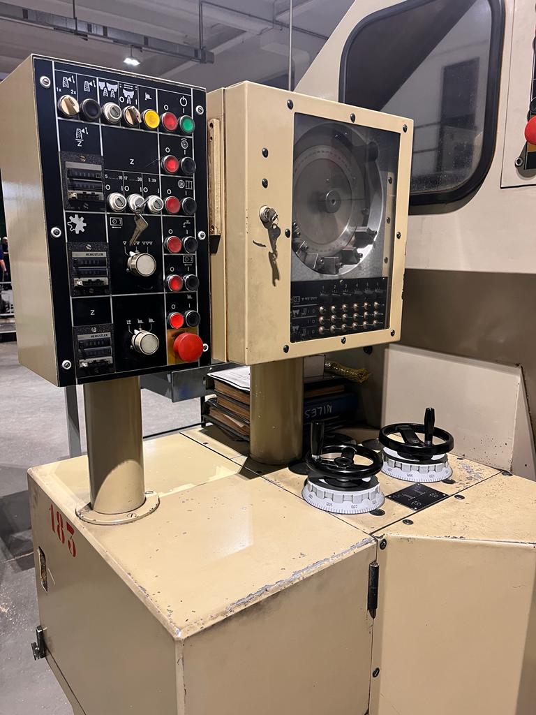 Usato Rettifica per ingranaggi NILES ZSTZ 315 C3P