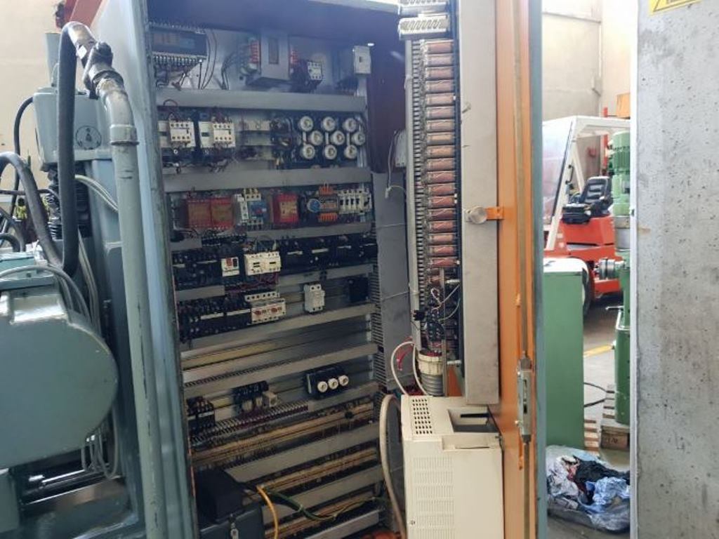 Usato Dentatrice a creatore PFAUTER P 403