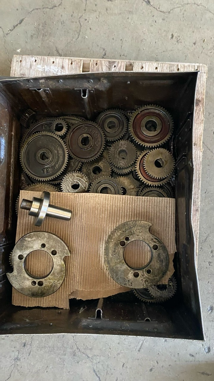 Usato Dentatrice a coltello LORENZ S7/500