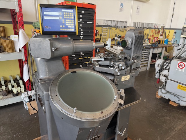 Usato Proiettore universale inclinabile HILGER 