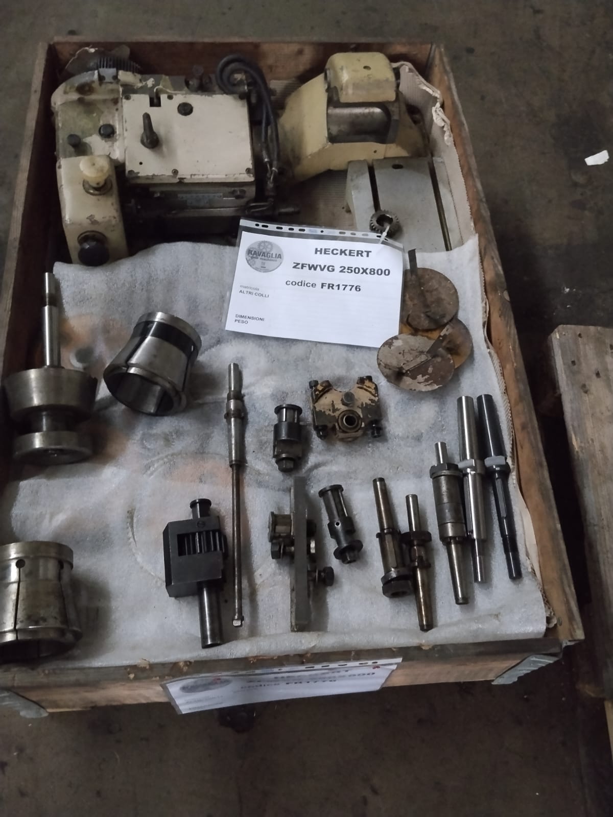 Usato Fresatrice per viti e filetti HECKERT ZFWVG 250x800