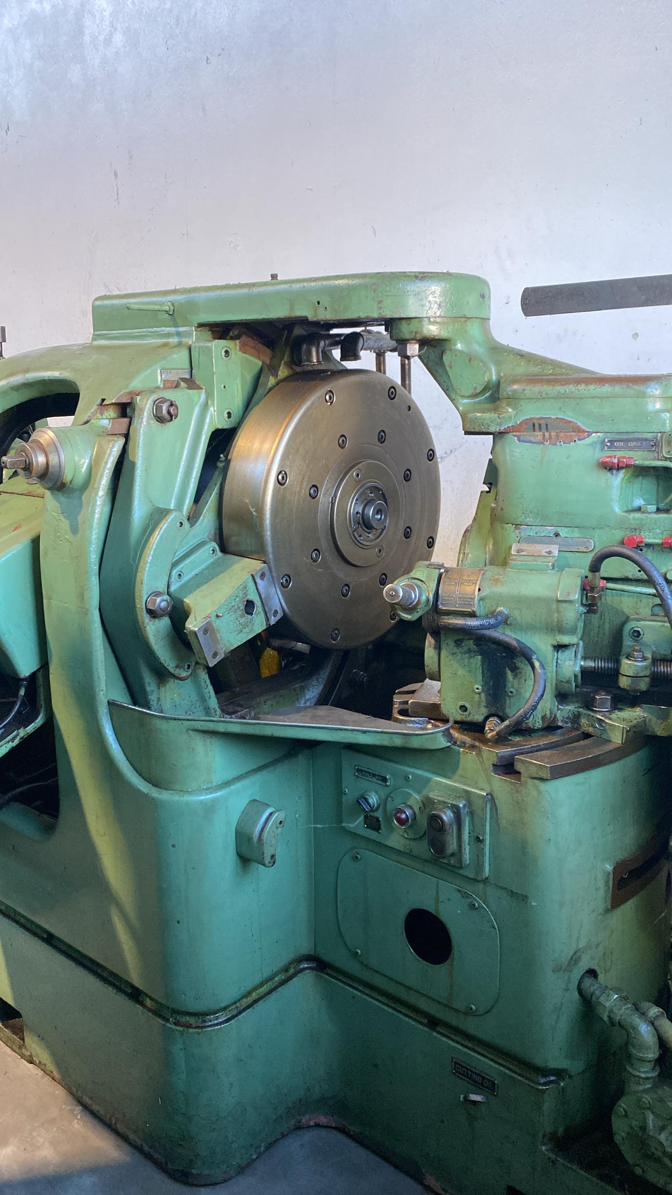 Usato Dentatrice per ingranaggi conici spiral GLEASON 11'' R