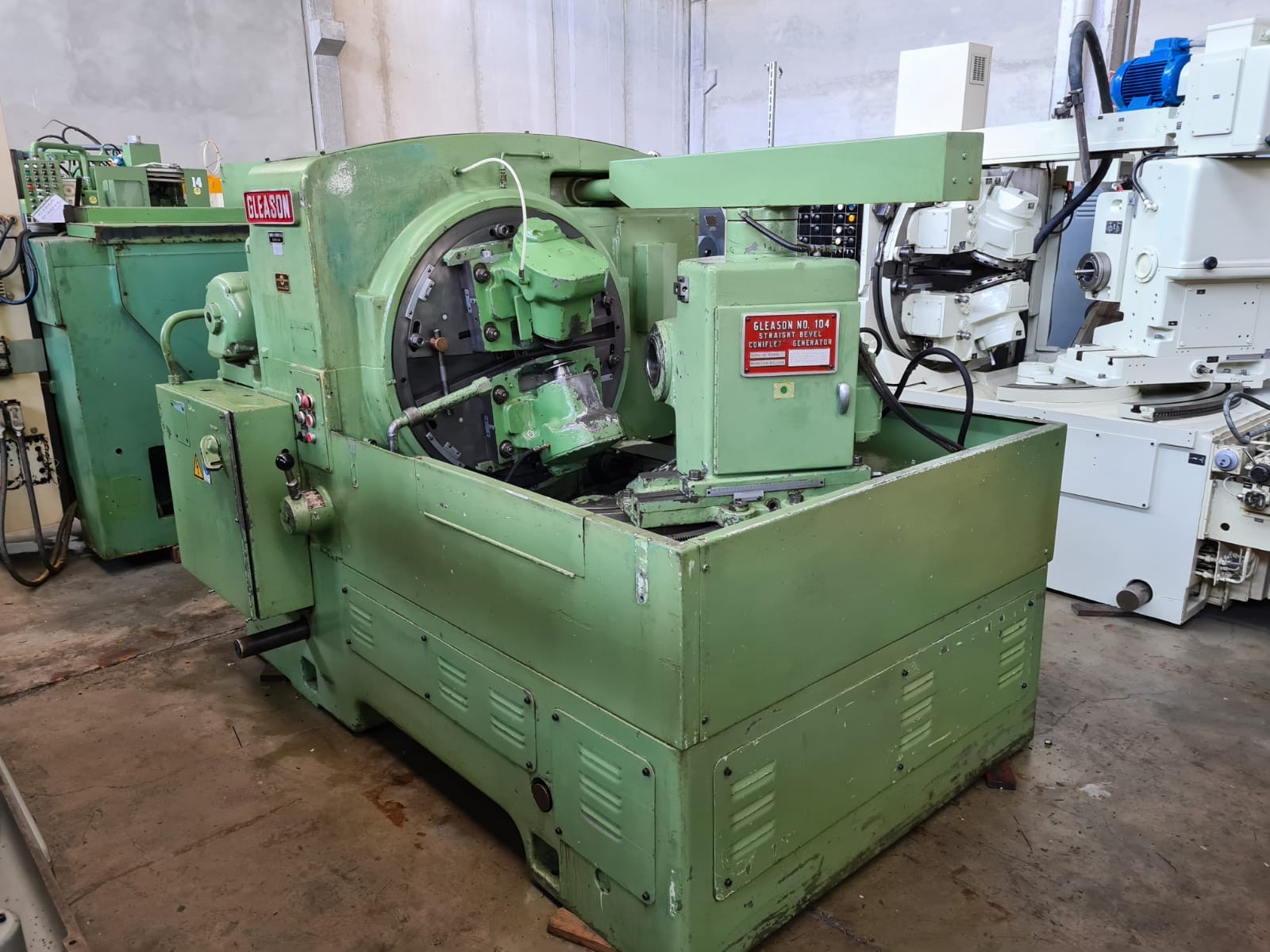 Usato Dentatrice per ingranaggi conici diritti Coniflex GLEASON 104