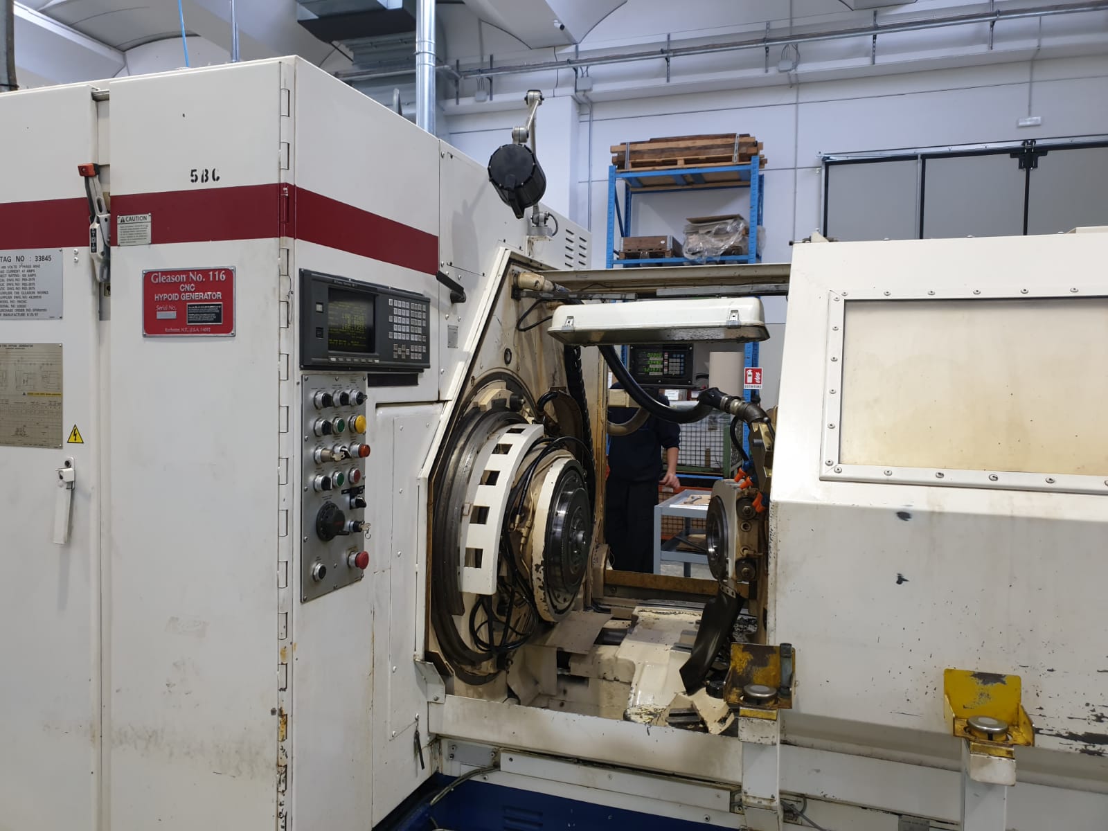 Usato Dentatrice per ingranaggi conici GLEASON 116 CNC