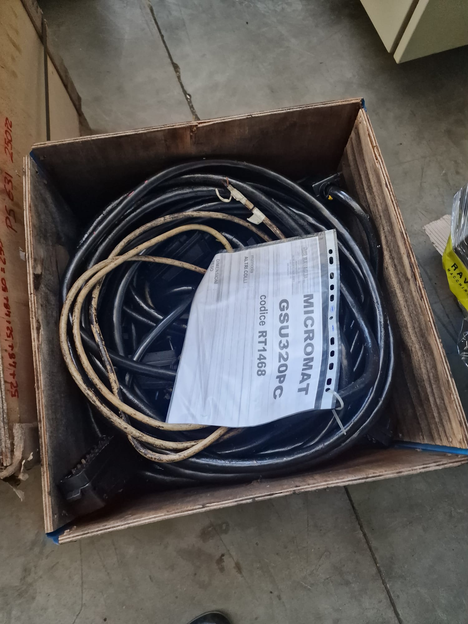 Usato Rettifica per viti e filetti MIKROMAT GSU 320 PC