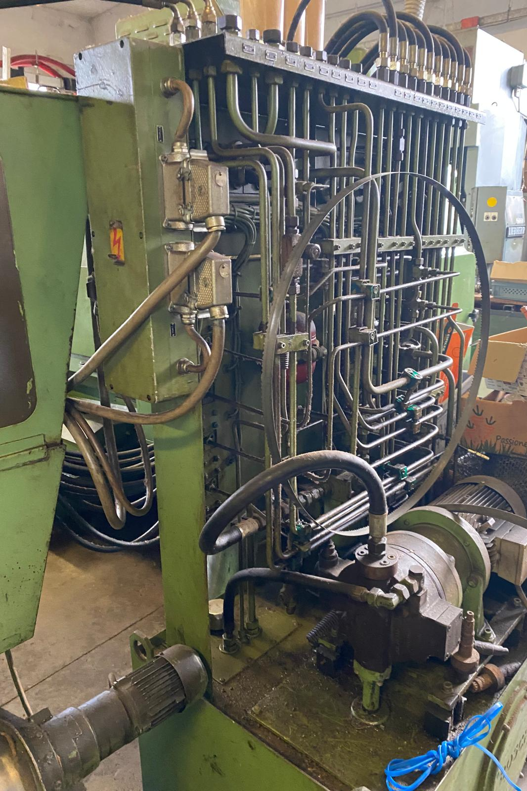 Usato Dentatrice a creatore PFAUTER PA 180