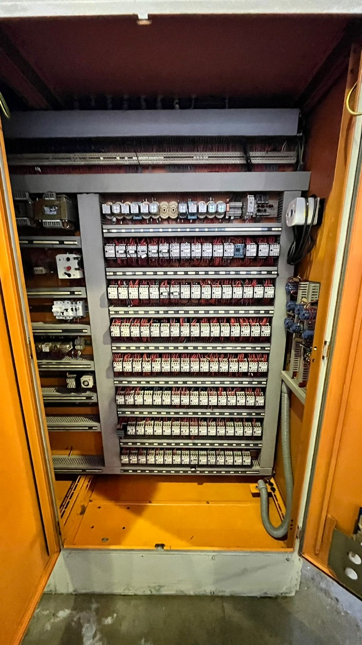 Usato Dentatrice a coltello LORENZ LS 630