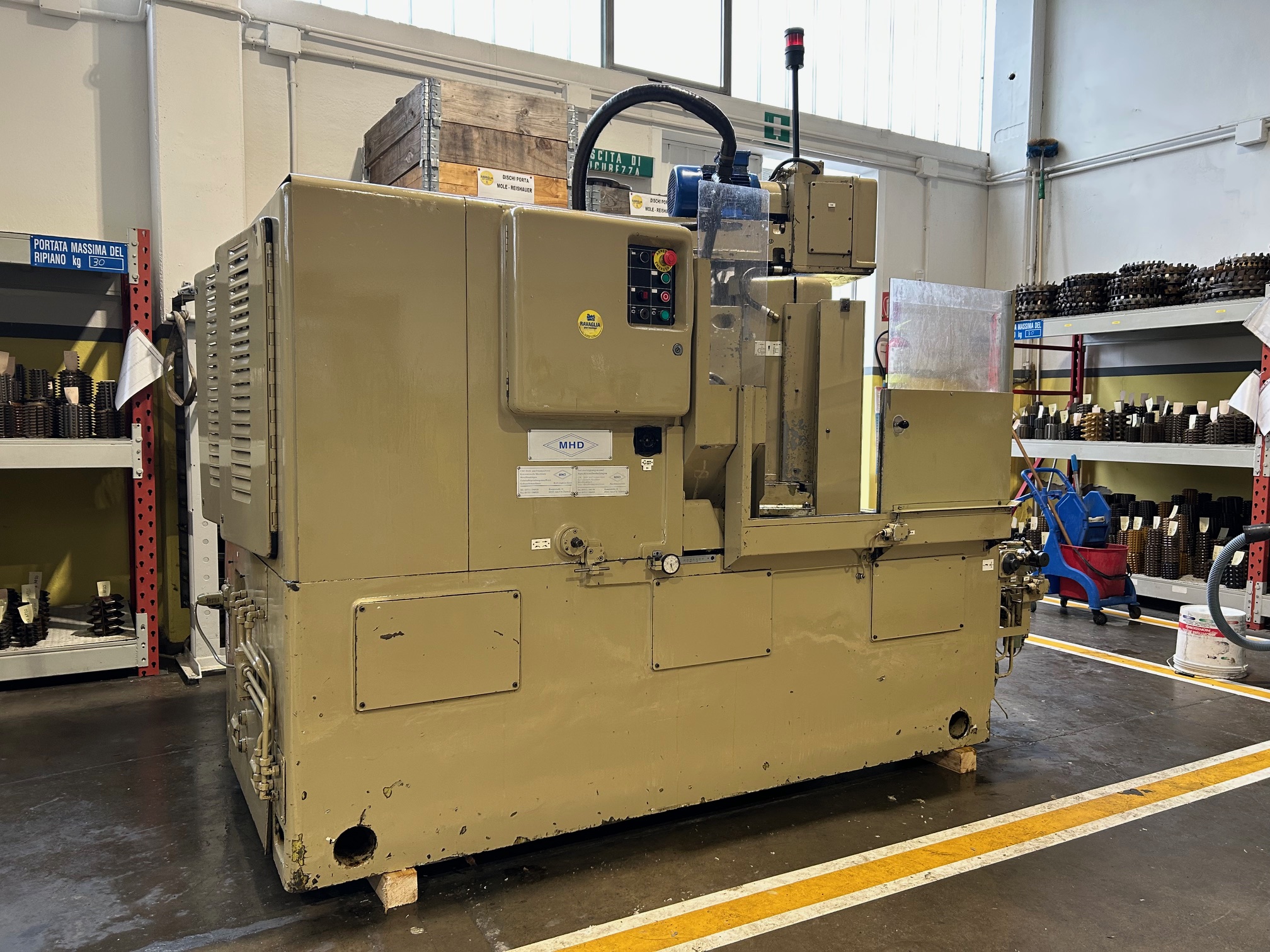 Usato Dentatrice per conici diritti MODUL ZFTK 250/1